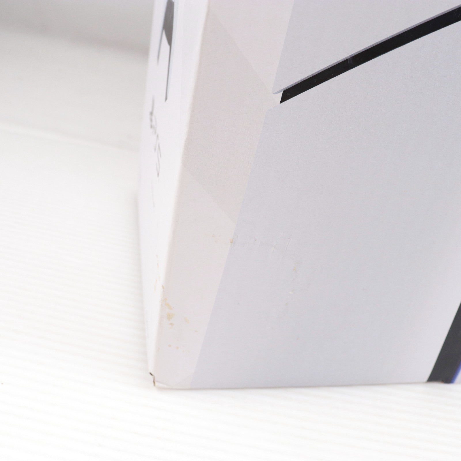 【中古即納】[PS5] (本体) PlayStation 5(プレイステーション5) slimモデル(スリムモデル) SIE(CFI-2000A01)(20231110)