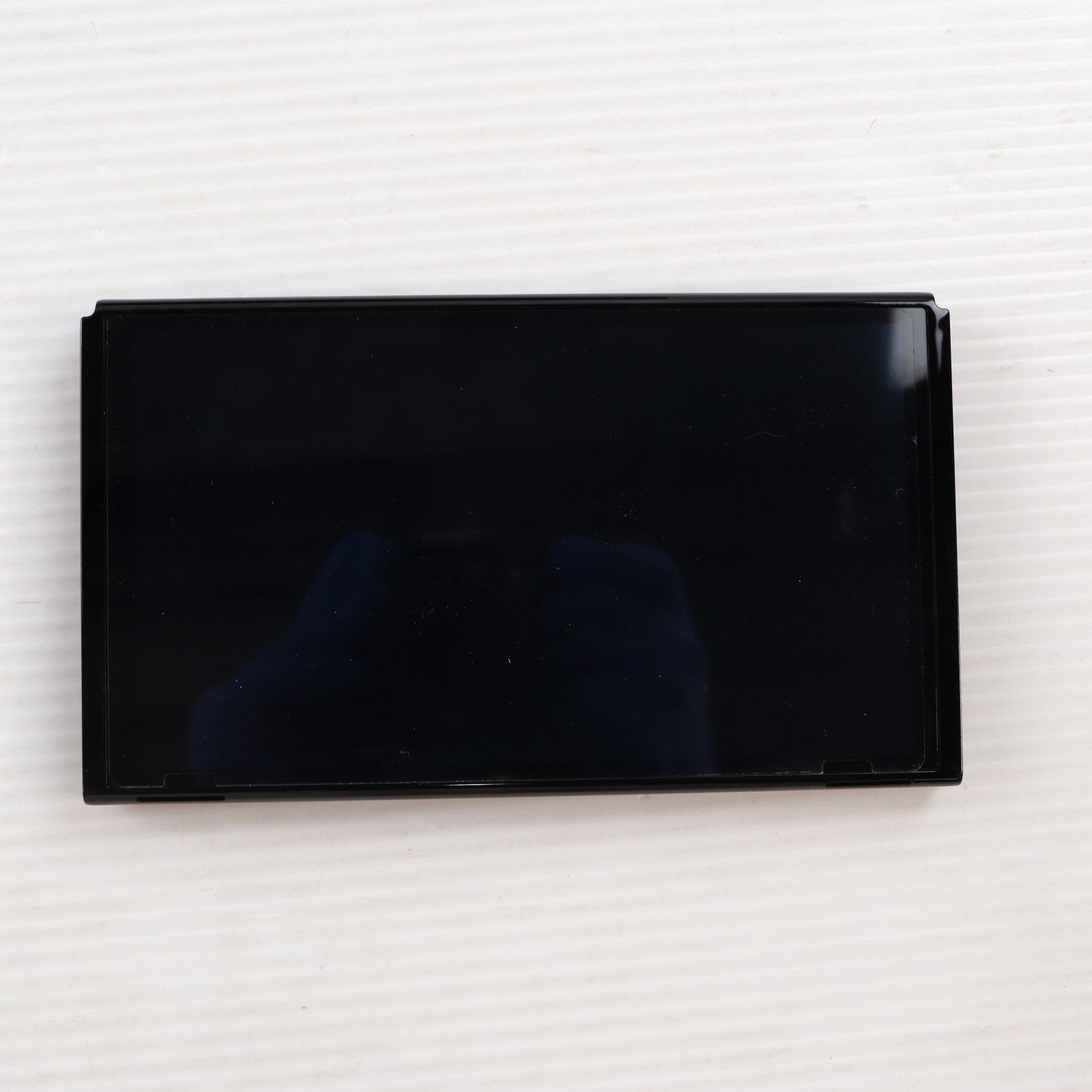 【中古即納】[Switch] (本体) Nintendo Switch(有機ELモデル)(ニンテンドースイッチ 有機ELモデル) カスタマイズ Joy-Con(L) ネオンレッド/(R) ネオンブルー Joy-Conストラップ ブラック 任天堂(HEG-S-KAYAA)(20211008)