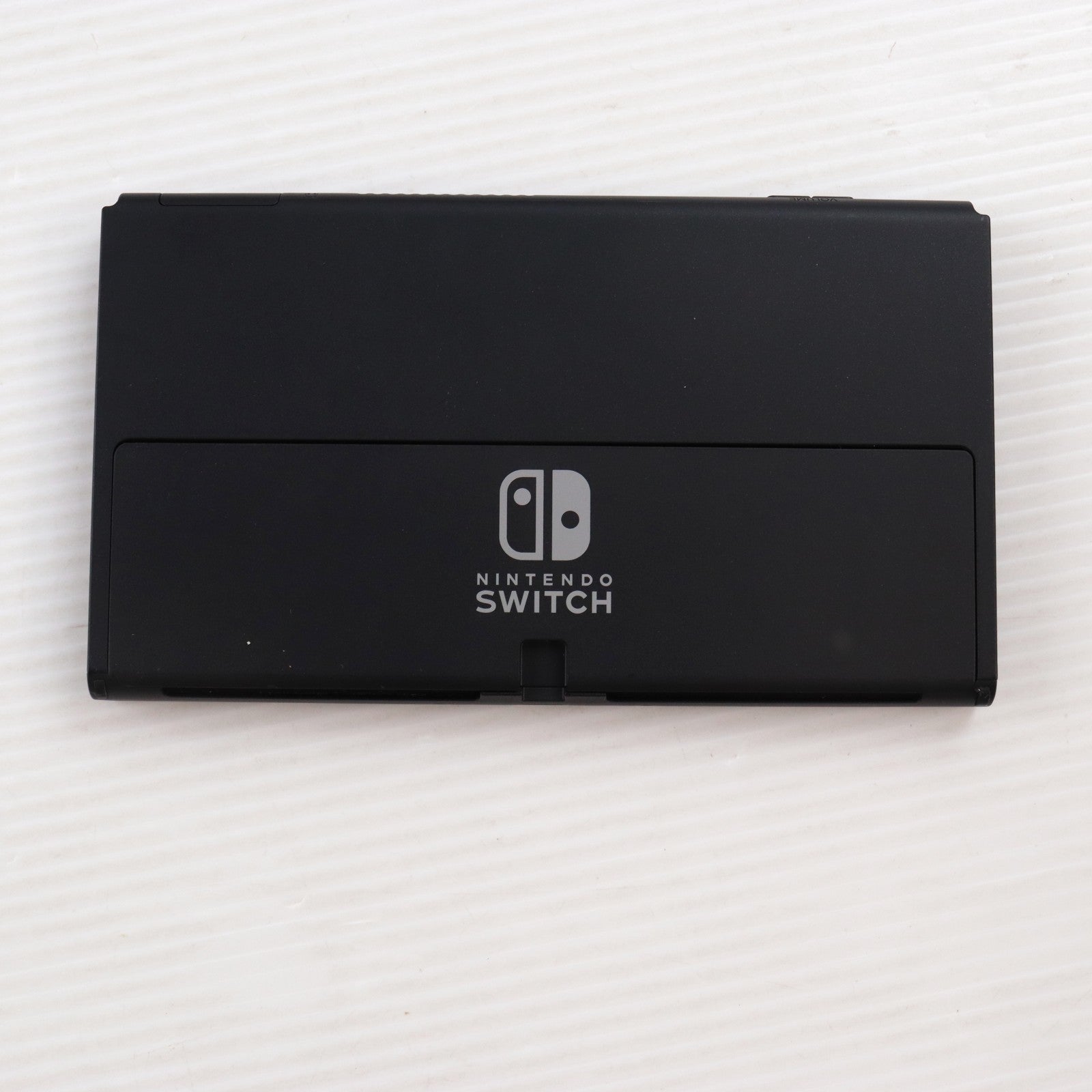 【中古即納】[Switch] (本体) Nintendo Switch(有機ELモデル)(ニンテンドースイッチ 有機ELモデル) カスタマイズ Joy-Con(L) ネオンレッド/(R) ネオンブルー Joy-Conストラップ ブラック 任天堂(HEG-S-KAYAA)(20211008)