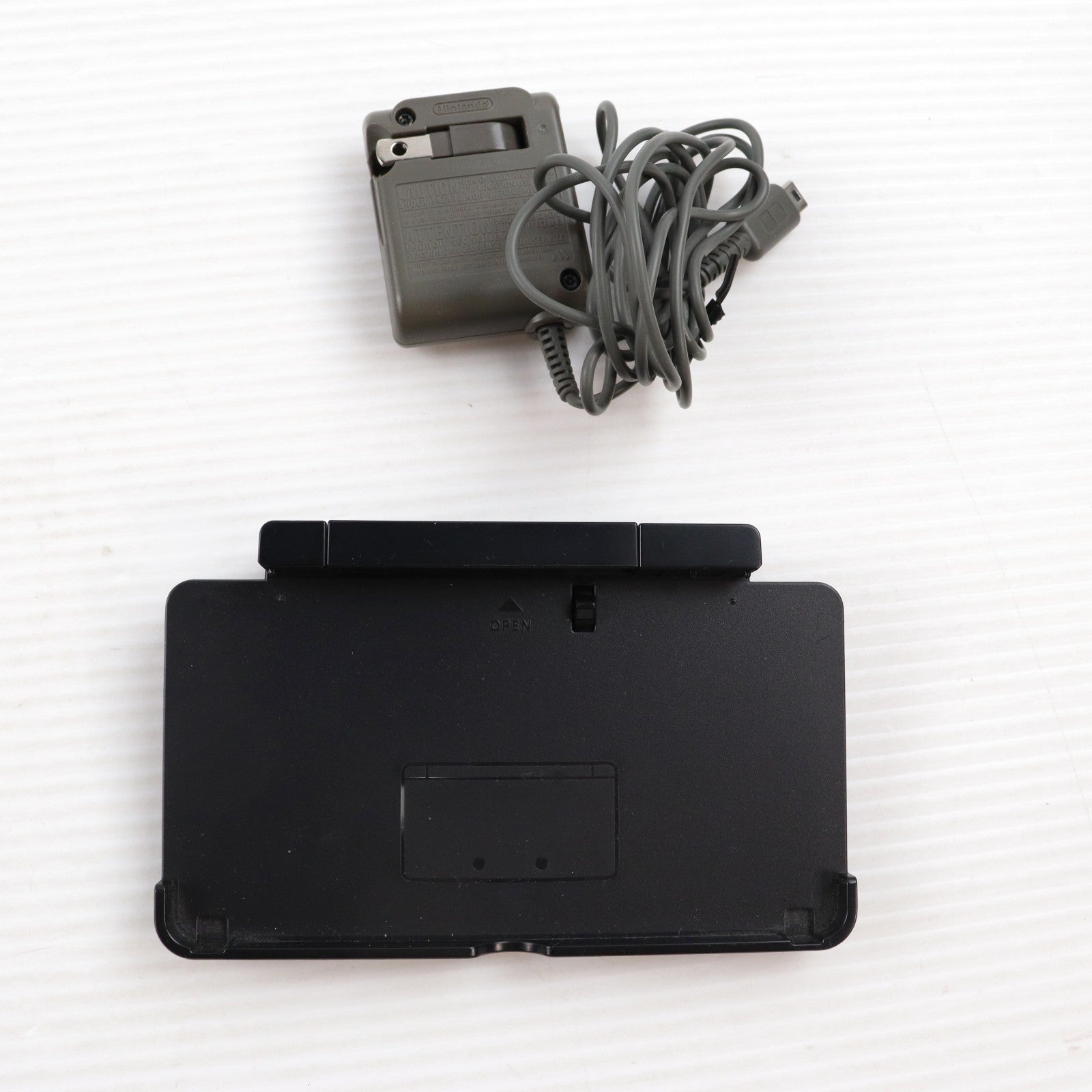 【中古即納】[3DS] (本体) ニンテンドー3DS アクアブルー 任天堂(CTR-S-BAAA)(20110226)