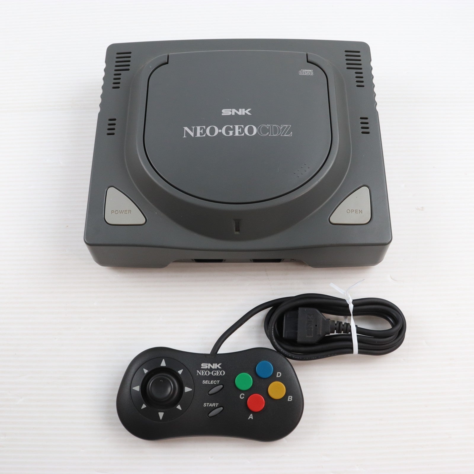 【中古即納】[NGCD] (本体) ネオジオCDZ SNK(エスエヌケイ)(CD-T02)(19951229)