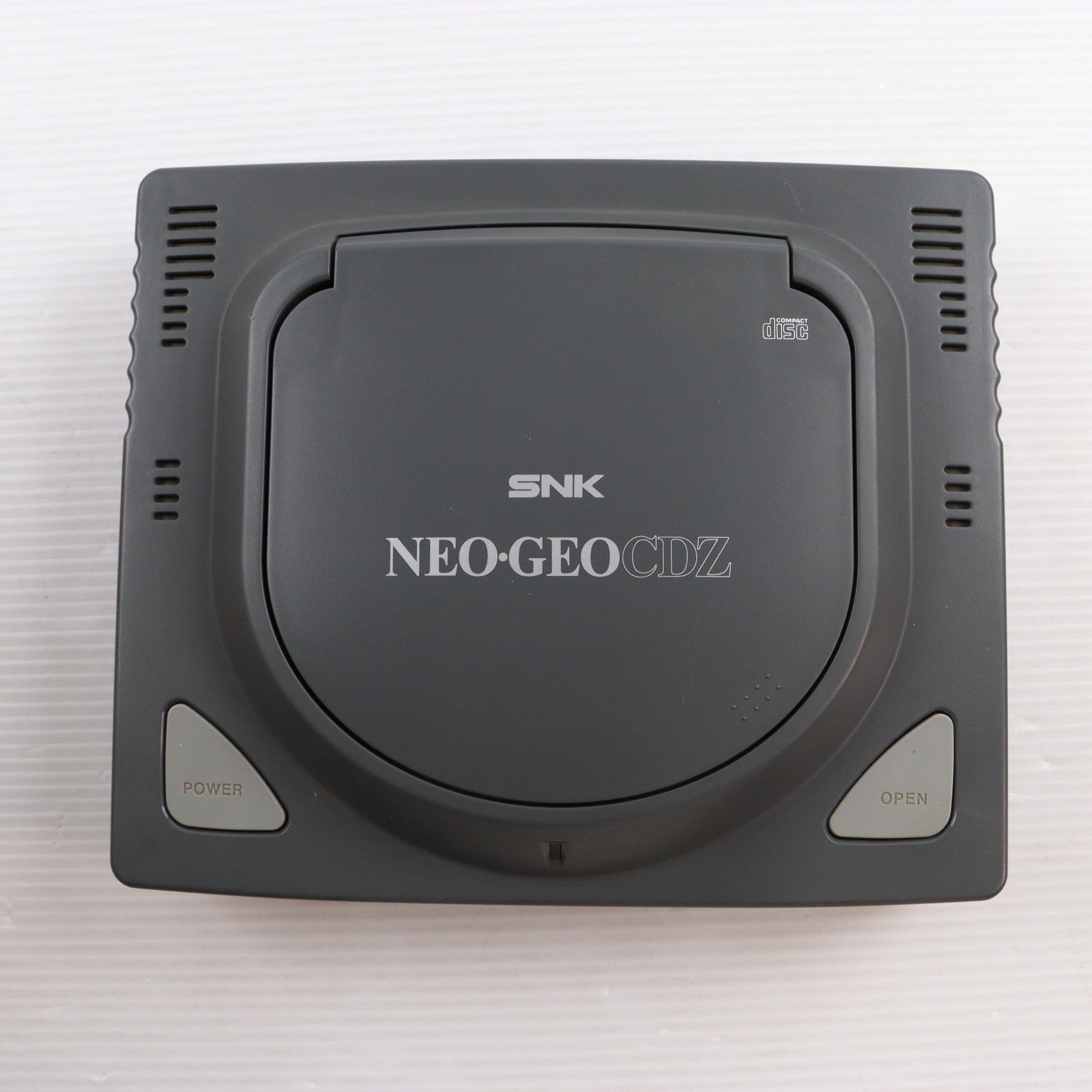 【中古即納】[NGCD] (本体) ネオジオCDZ SNK(エスエヌケイ)(CD-T02)(19951229)