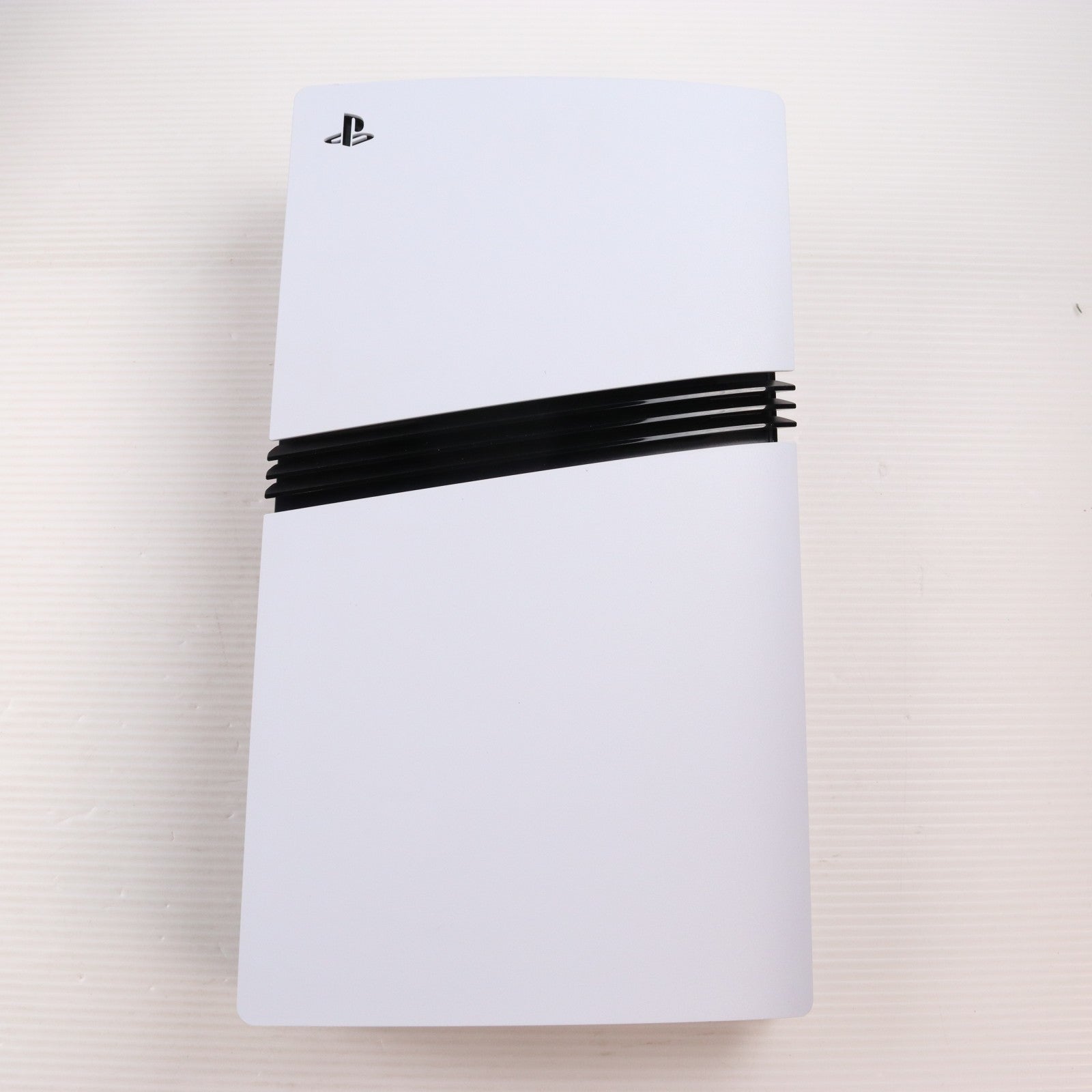 【中古即納】[PS5] (本体) PlayStation5 Pro(プレイステーション5 プロ) SIE(CFI-7000B01)(20241107)