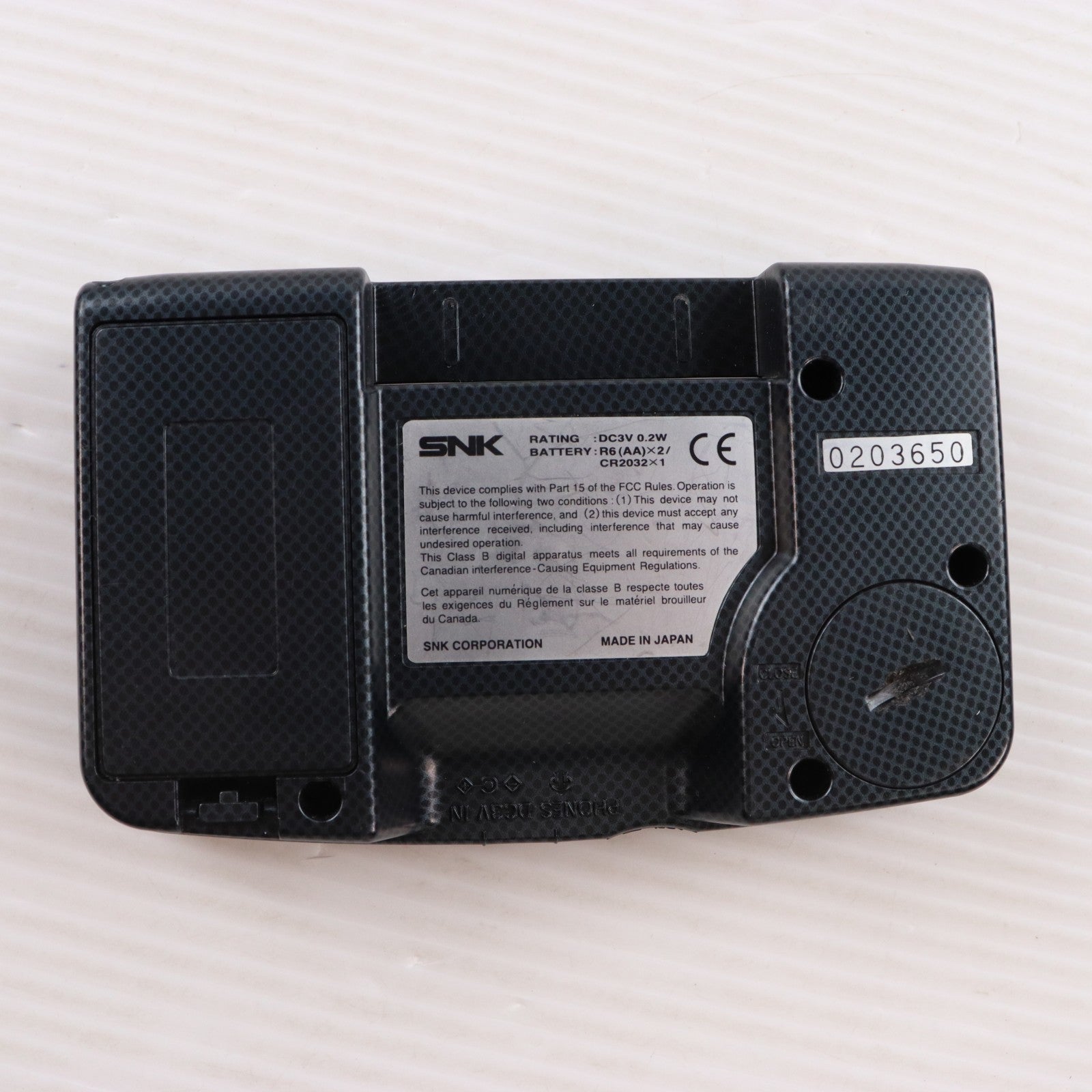 【中古即納】[NGP] (本体) NEOGEO POCKET COLOR(ネオジオポケットカラー) カーボンブラック SNK(エスエヌケイ)(NEOP52010)(19990319)