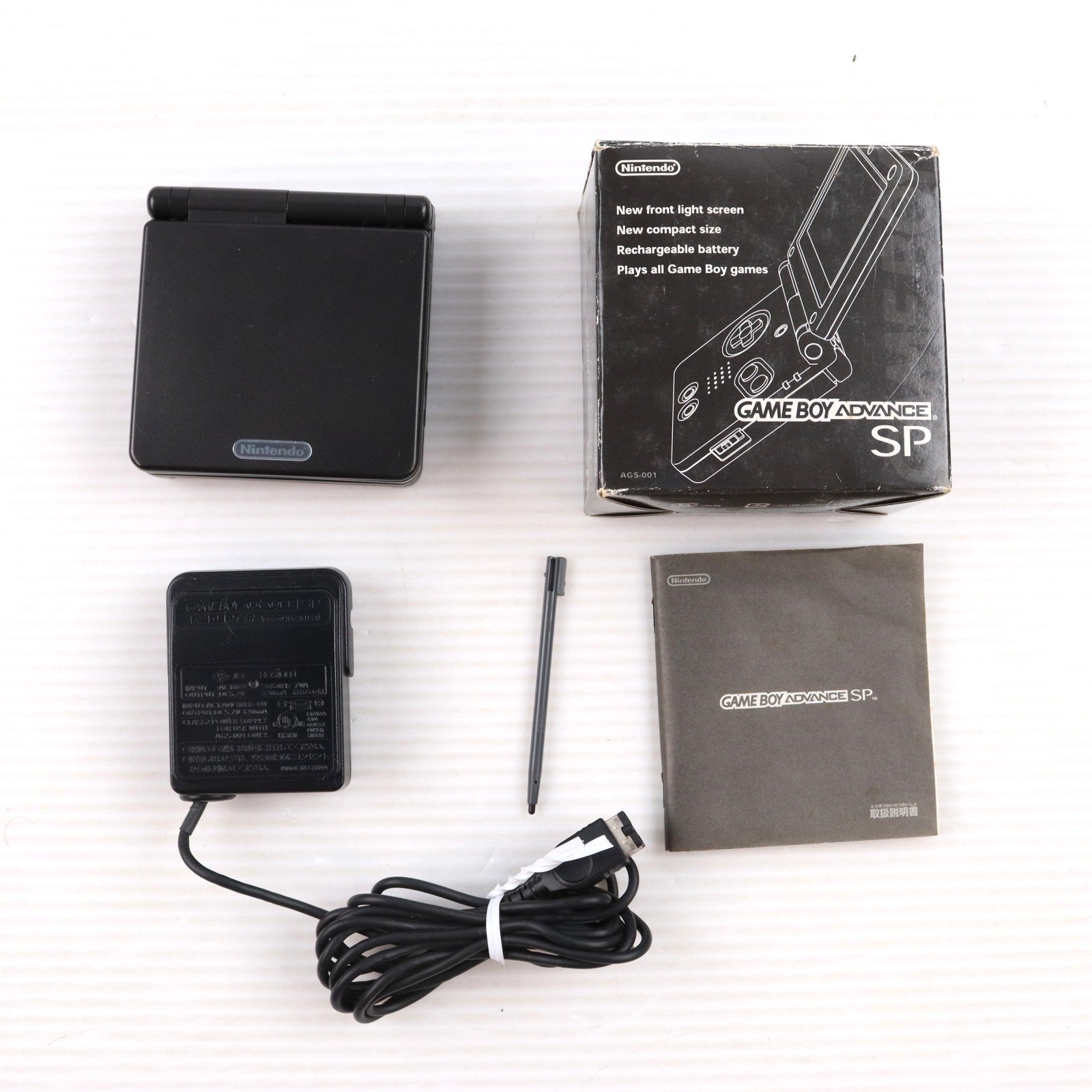 【中古即納】[GBA] (本体) GAMEBOY ADVANCE SP(ゲームボーイアドバンスSP) オニキスブラック 任天堂(AGS-S-ZKA)(20030214)