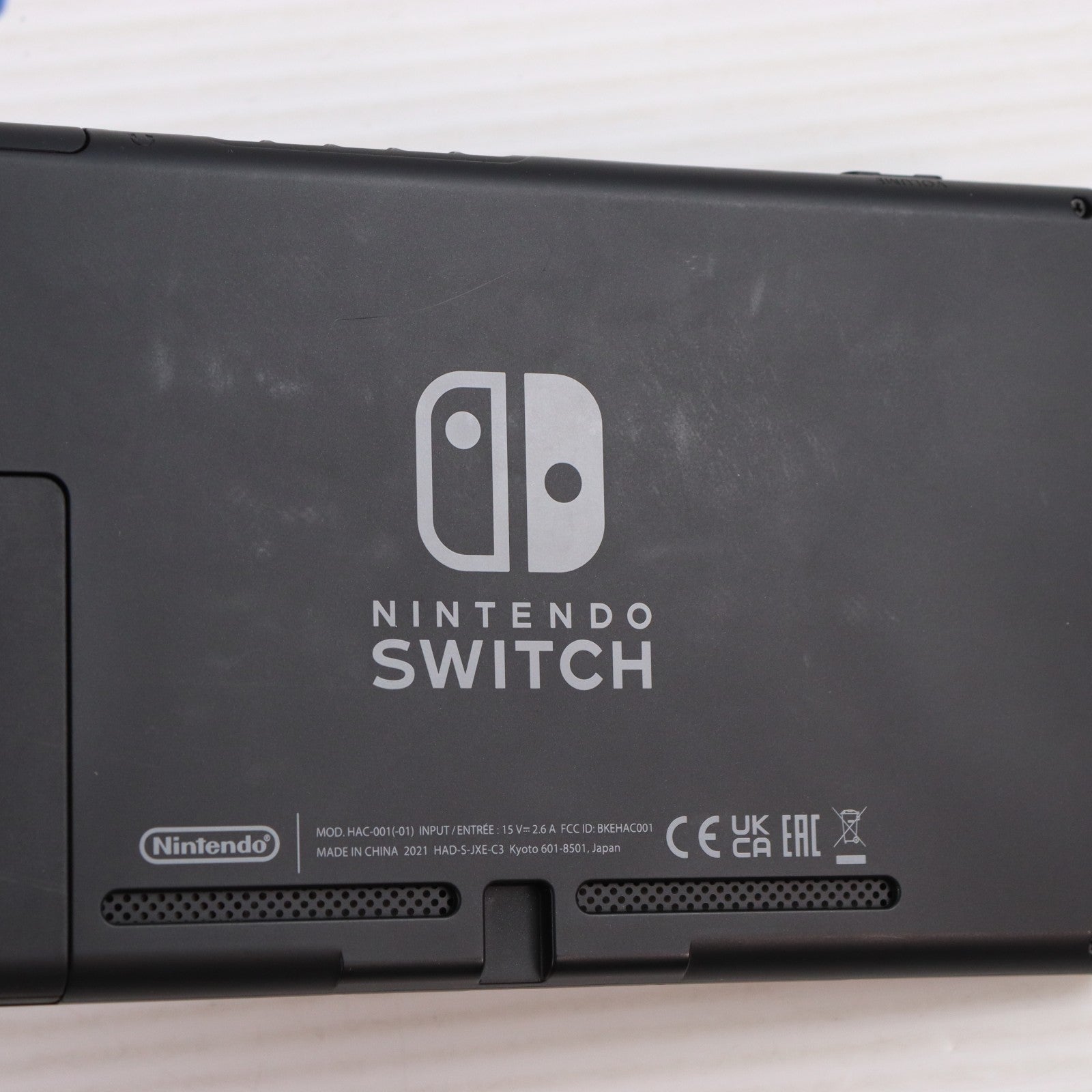 【中古即納】[Switch] (本体) Nintendo Switch(ニンテンドースイッチ) Joy-Con(L) ネオンブルー/(R) ネオンレッド 任天堂(HAD-S-KABAA)(20190830)