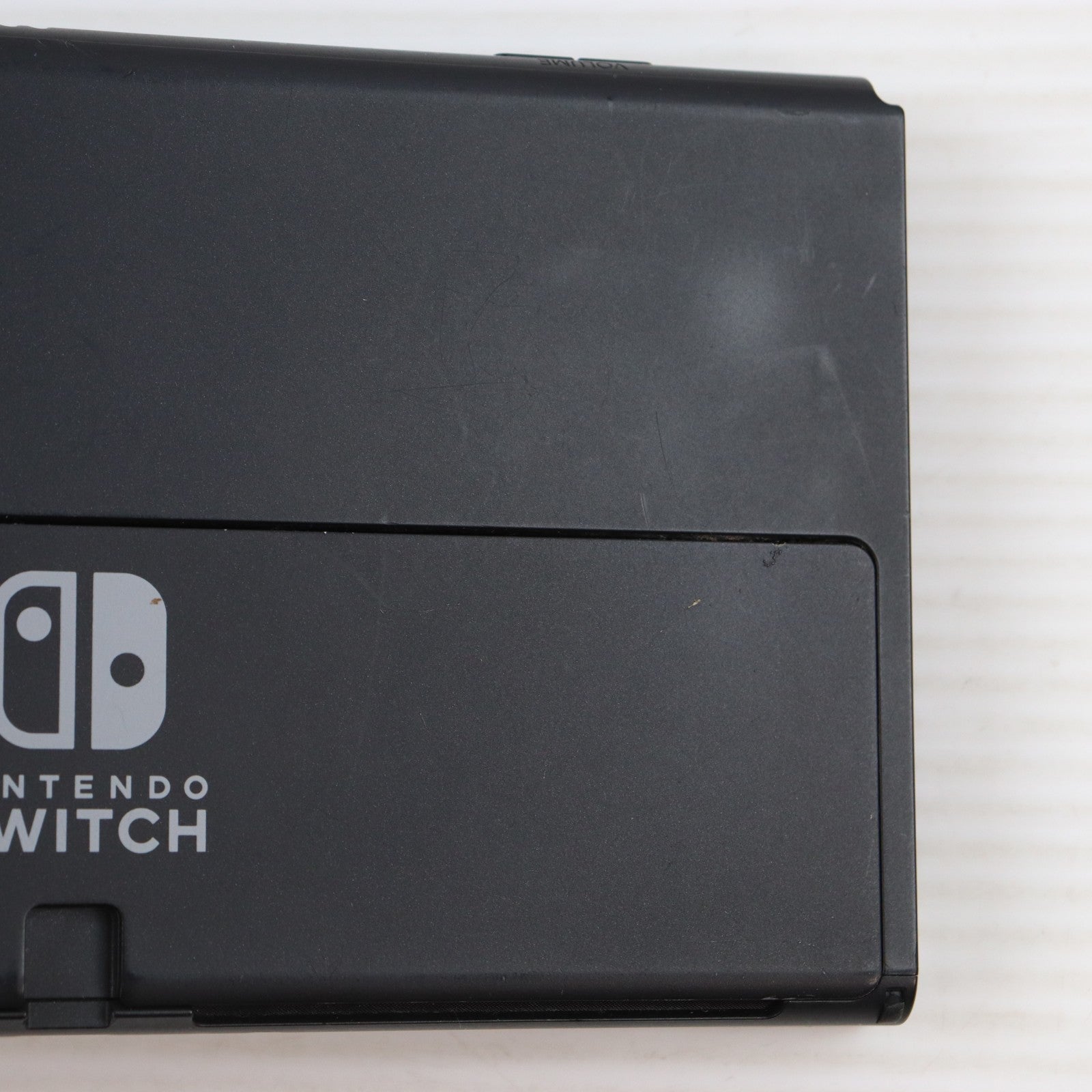 【中古即納】[Switch] (本体) Nintendo Switch(ニンテンドースイッチ) 有機ELモデル Joy-Con(L) ネオンブルー/R ネオンレッド 任天堂(HEG-S-KABAA)(20211008)