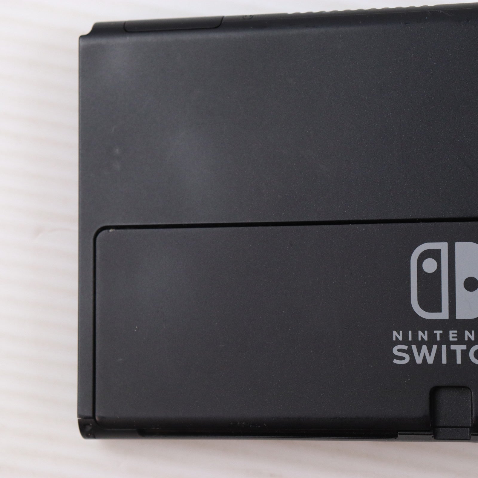 【中古即納】[Switch] (本体) Nintendo Switch(ニンテンドースイッチ) 有機ELモデル Joy-Con(L) ネオンブルー/R ネオンレッド 任天堂(HEG-S-KABAA)(20211008)