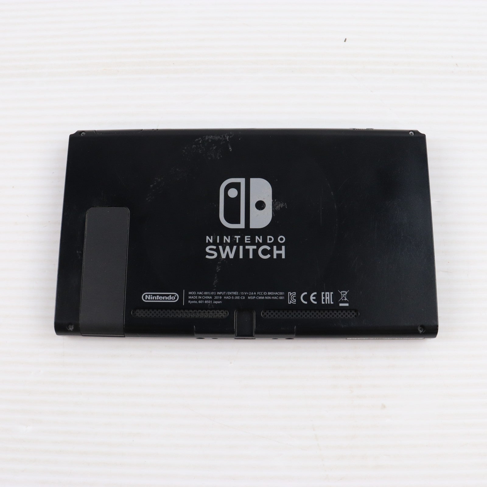 【中古即納】[Switch] (本体) Nintendo Switch(ニンテンドースイッチ) Joy-Con(L)/R グレー 任天堂(HAD-S-KAAAA)(20190830)