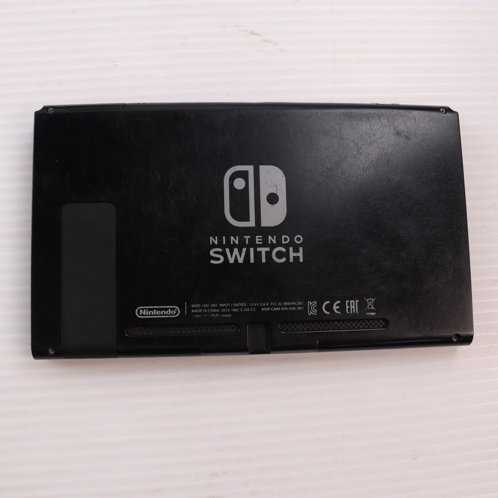 【中古即納】[Switch] (本体) Nintendo Switch(ニンテンドースイッチ) Joy-Con(L)/R グレー 任天堂(HAC-S-KAAAA)(20170303)