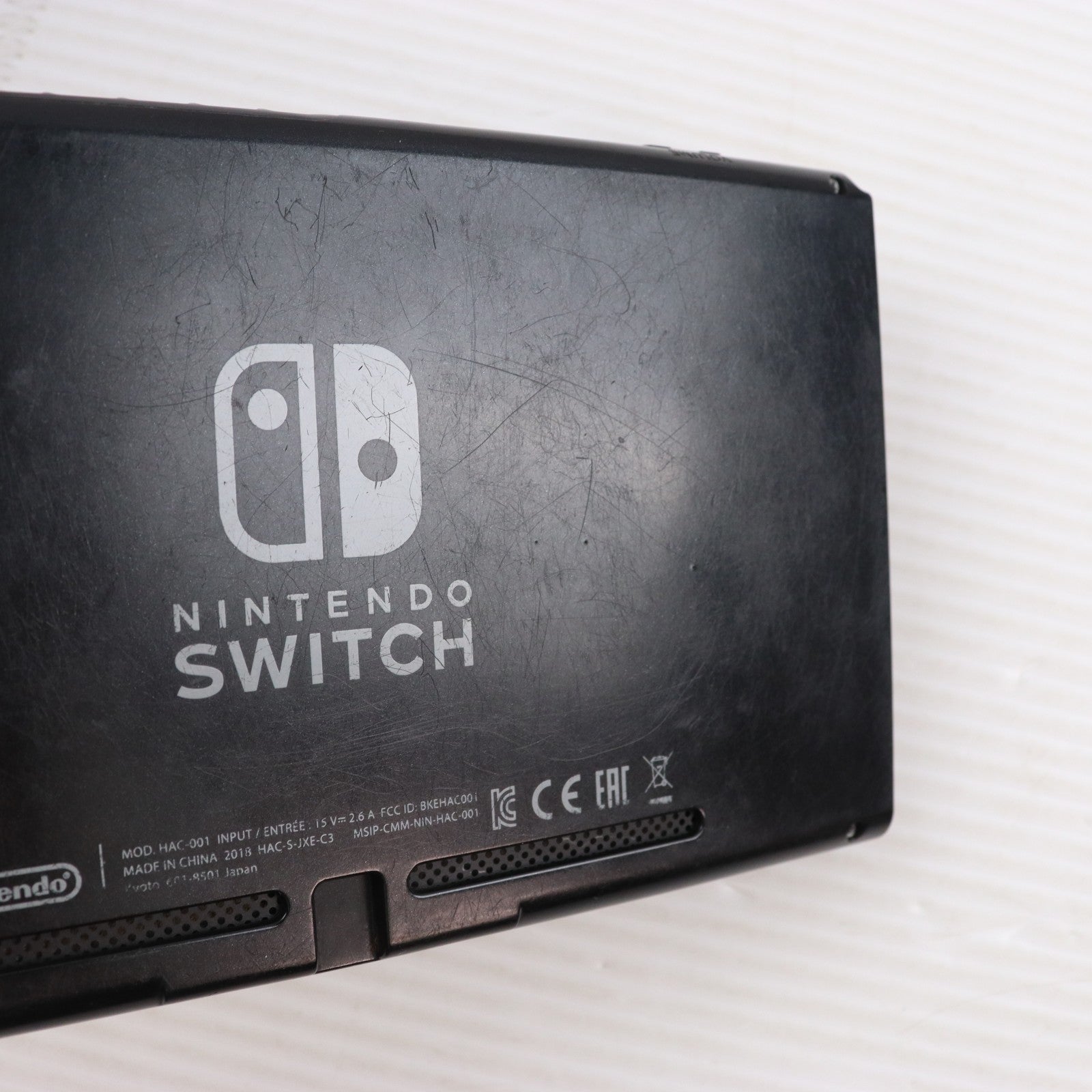 【中古即納】[Switch] (本体) Nintendo Switch(ニンテンドースイッチ) Joy-Con(L)/R グレー 任天堂(HAC-S-KAAAA)(20170303)