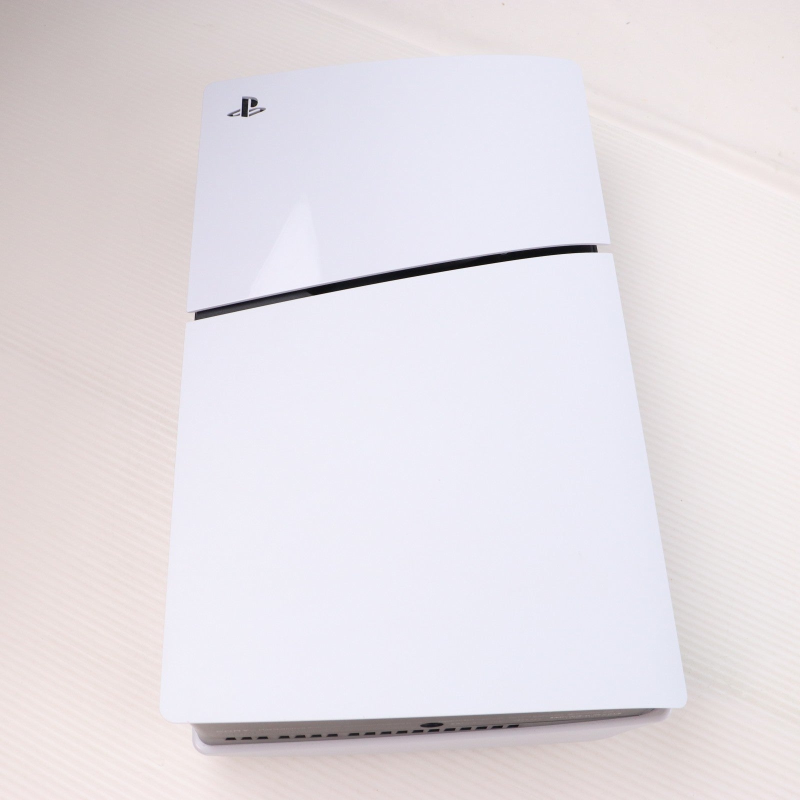【中古即納】[PS5] (本体) PlayStation 5(プレイステーション5) slimモデル(スリムモデル) SIE(CFI-2000A01)(20231110)