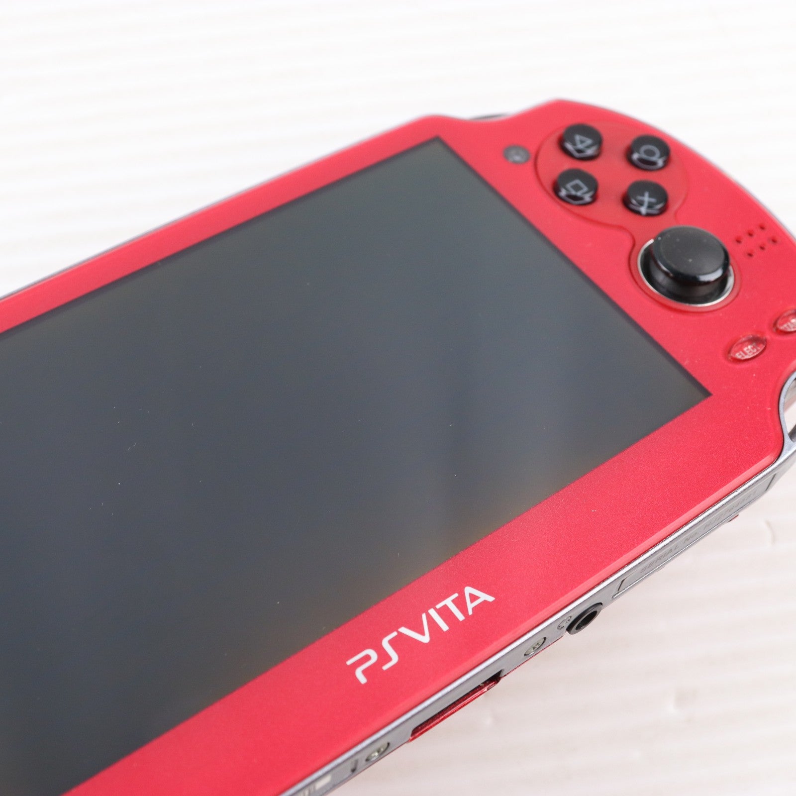 【中古即納】[PSVita] (本体) PlayStation Vita(プレイステーション ヴィータ) Wi-Fiモデル コズミック・レッド SCE(PCH-1000ZA03)(20121115)