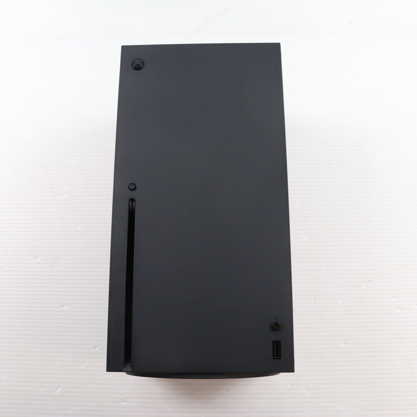 【中古即納】[XboxX/S] (本体) Xbox Series X 1TB 日本マイクロソフト(RRT-00015)(20201110)