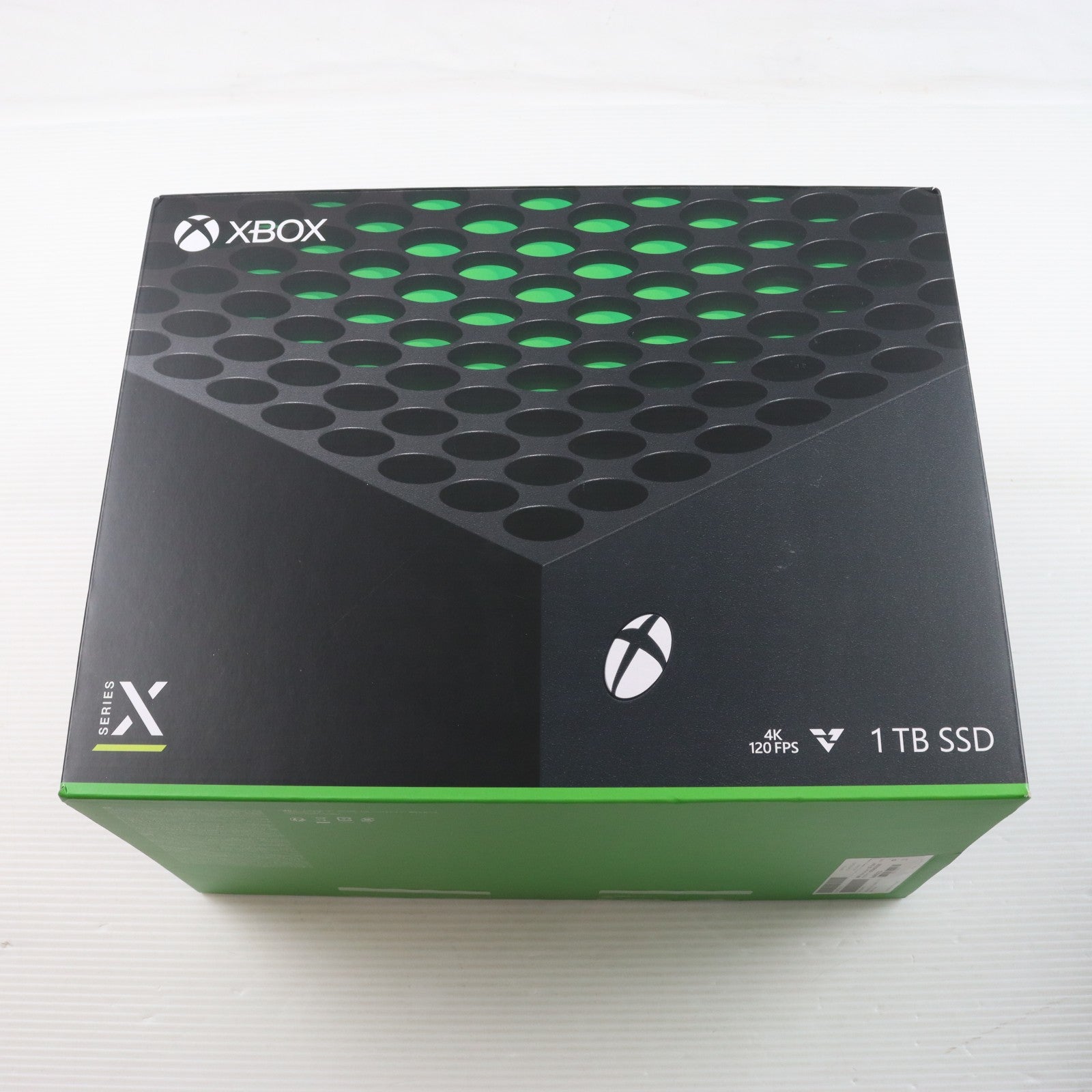 【中古即納】[XboxX/S] (本体) Xbox Series X 1TB 日本マイクロソフト(RRT-00015)(20201110)