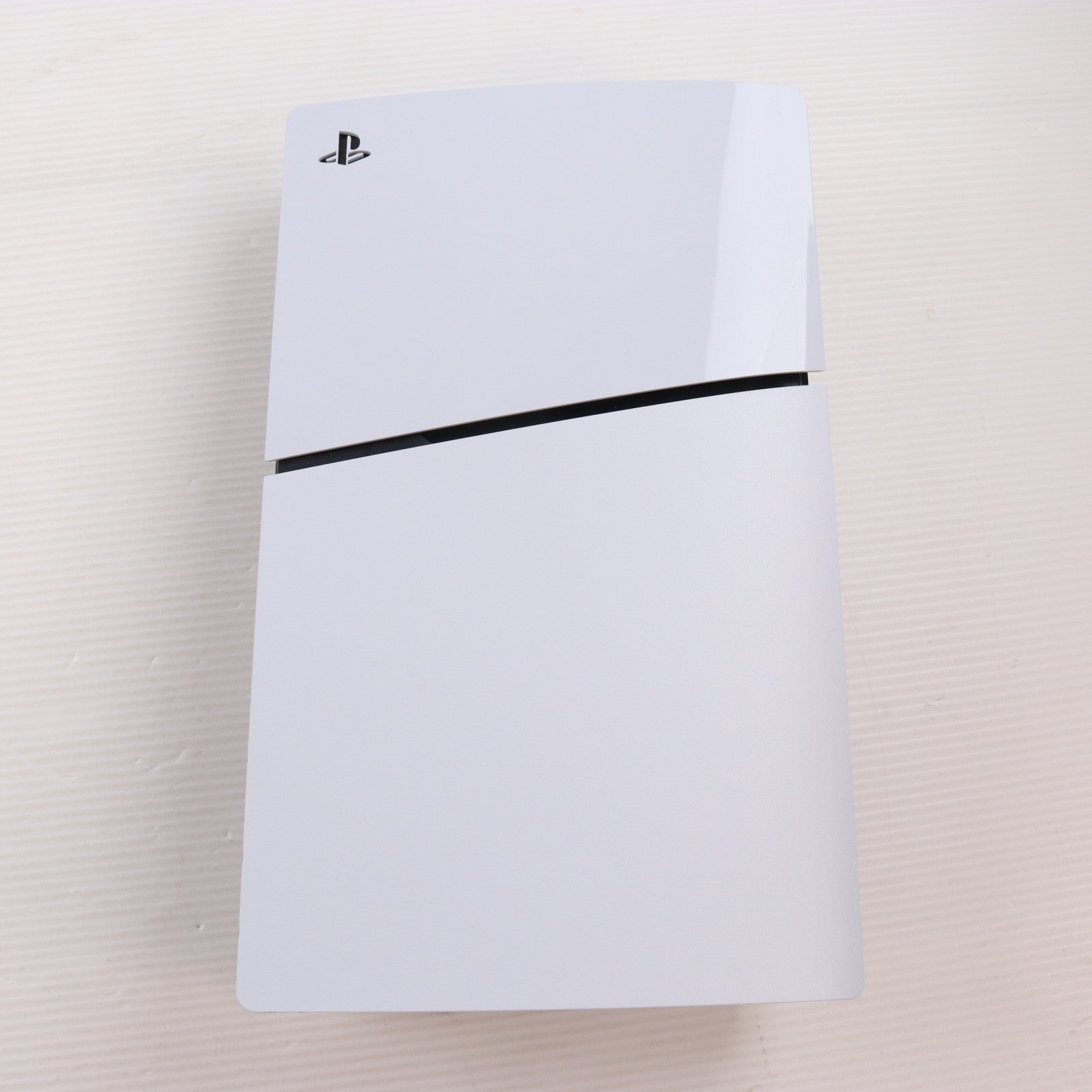 【中古即納】[PS5] (本体) PlayStation 5(プレイステーション5) slimモデル(スリムモデル) SIE(CFI-2000A01)(20231110)