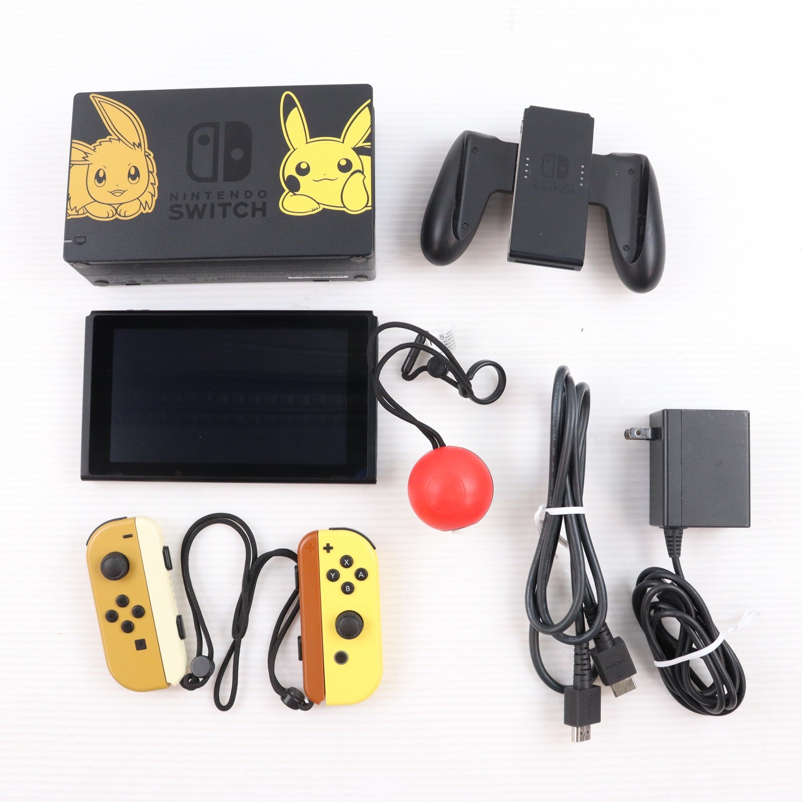 【中古即納】[Switch] (本体)(ソフト無し) Nintendo Switch(ニンテンドースイッチ) ポケットモンスター Let's Go! ピカチュウセット(モンスターボール Plus付き) 任天堂(HAC-S-KFAGA)(20181116)