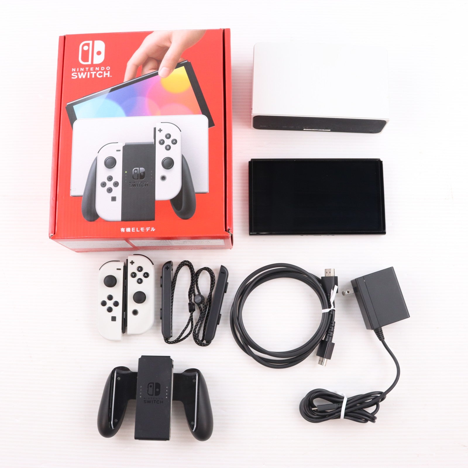 【中古即納】[Switch] (本体) Nintendo Switch(ニンテンドースイッチ) 有機ELモデル Joy-Con(L)/(R) ホワイト 任天堂(HEG-S-KAAAA)(20211008)