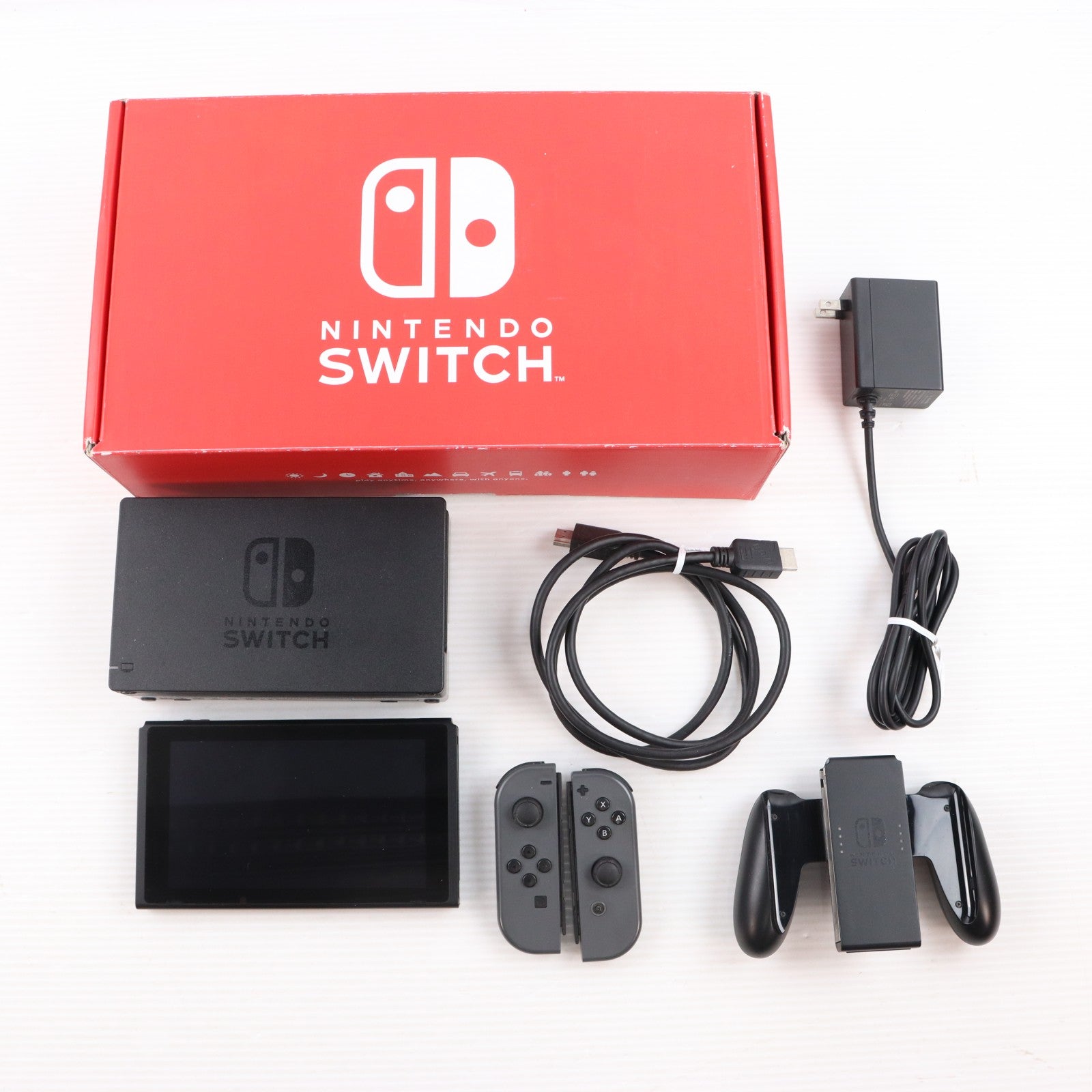 【中古即納】[Switch] (本体) Nintendo Switch(ニンテンドースイッチ) Joy-Con(L)/R グレー 任天堂(HAC-S-KAAAA)(20170303)