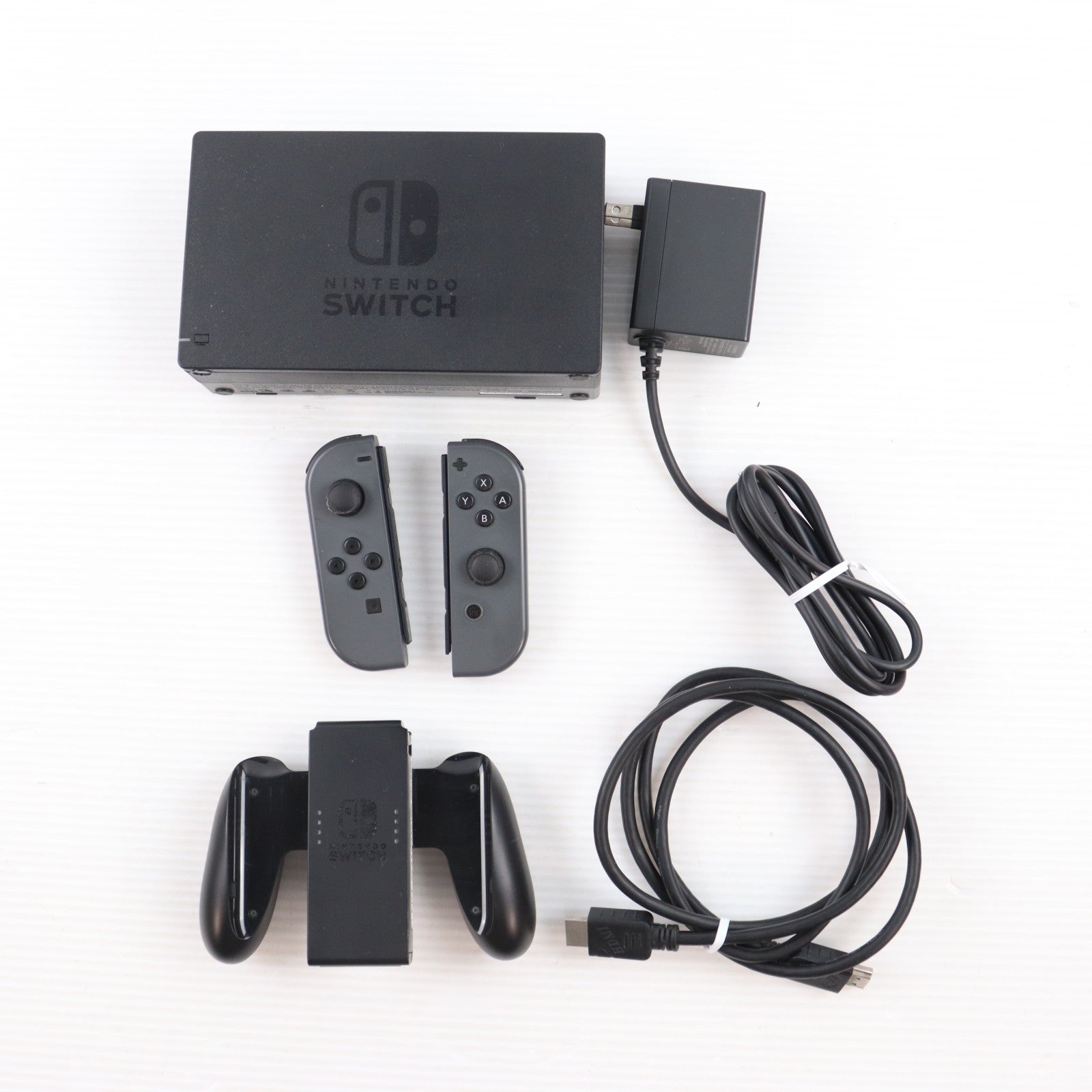 【中古即納】[Switch] (本体) Nintendo Switch(ニンテンドースイッチ) Joy-Con(L)/R グレー 任天堂(HAC-S-KAAAA)(20170303)