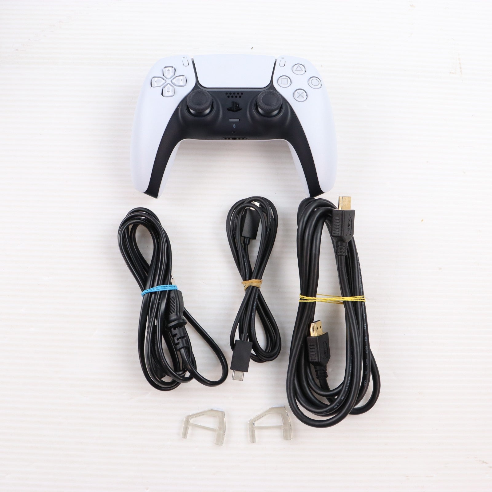 【中古即納】[PS5] (本体) PlayStation 5(プレイステーション5) slimモデル(スリムモデル) デジタル・エディション SIE(CFI-2000B01)(20231110)