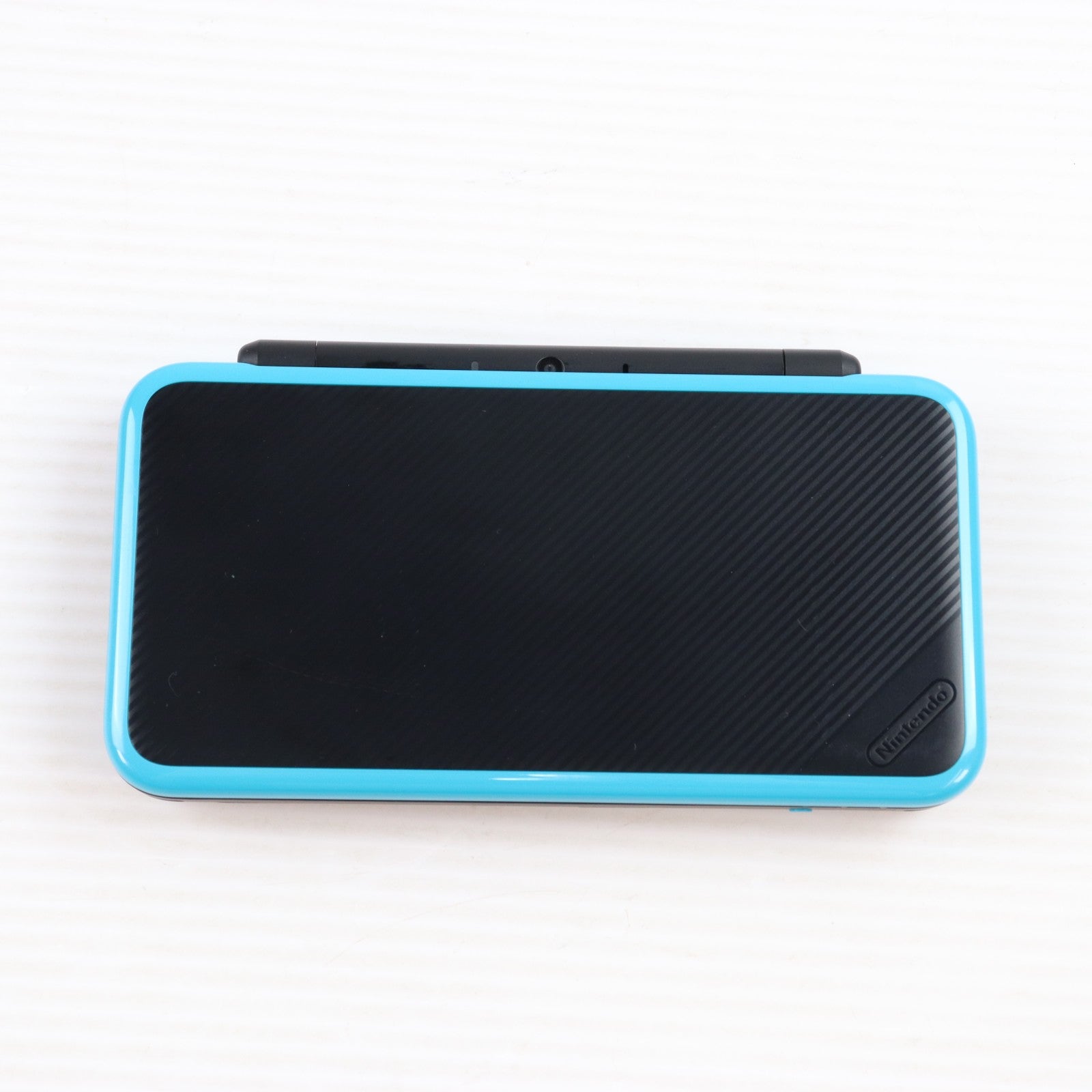 【中古即納】[3DS] (本体) Newニンテンドー2DS LL ブラック×ターコイズ 任天堂(JAN-S-BAAA)(20170713)