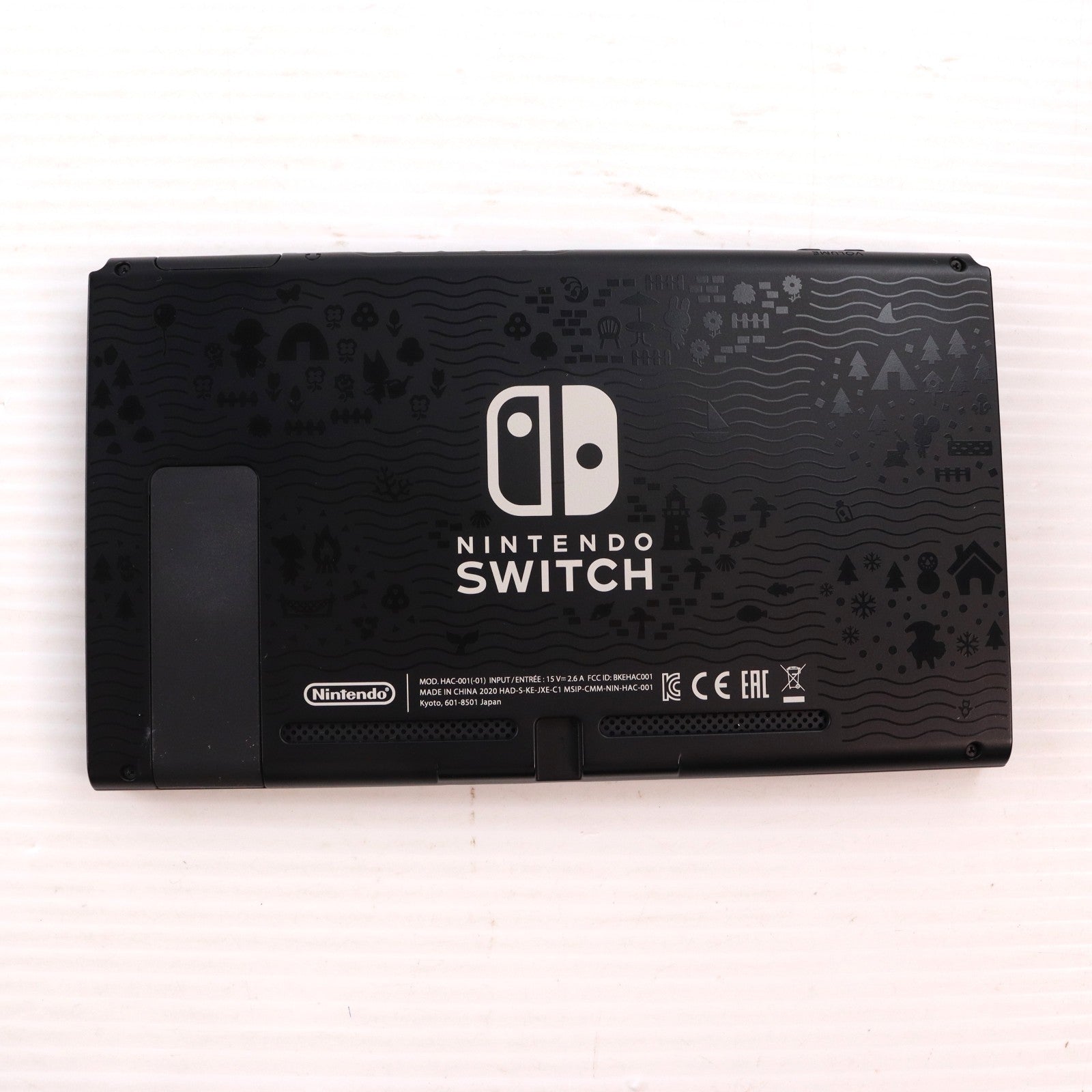 【中古即納】[Switch] (本体)(ソフト無し) Nintendo Switch(ニンテンドースイッチ) あつまれ どうぶつの森セット 任天堂(HAD-S-KEAGC)(20200320)