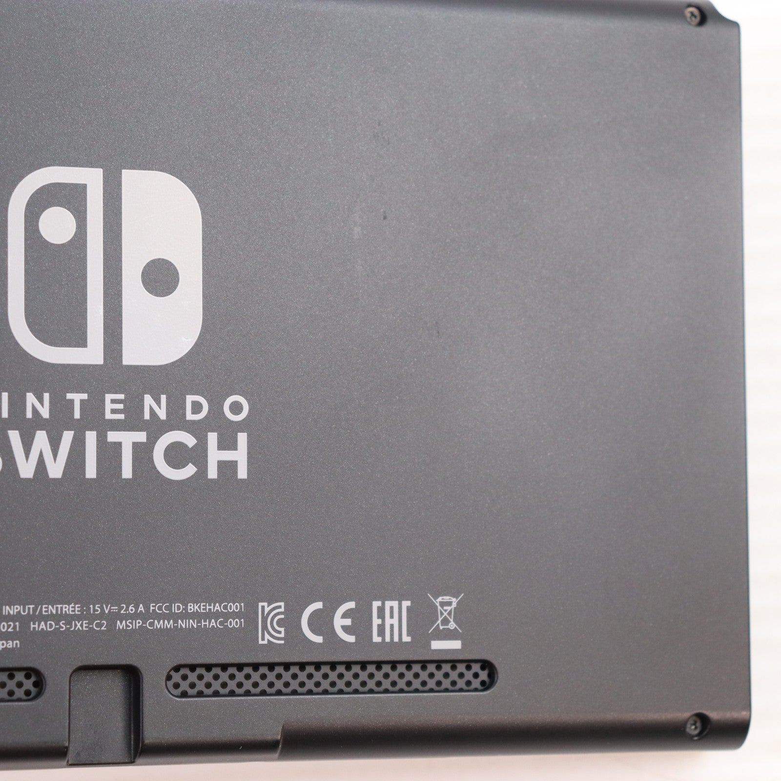 【中古即納】[Switch] (本体) Nintendo Switch(ニンテンドースイッチ) Joy-Con(L) ネオンブルー/(R) ネオンレッド 任天堂(HAD-S-KABAA)(20190830)