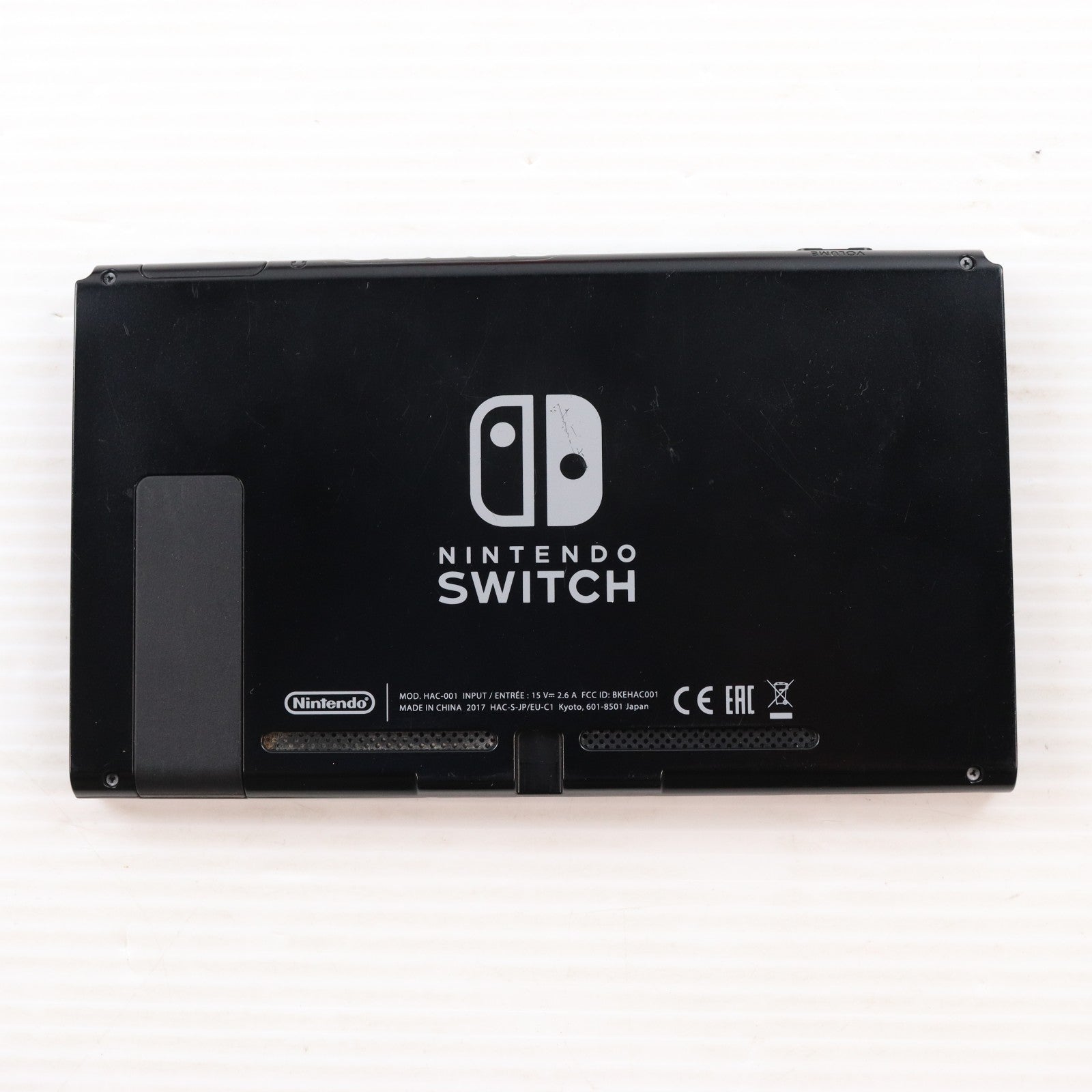 【中古即納】[Switch] (本体) Nintendo Switch(ニンテンドースイッチ) Joy-Con(L) ネオンブルー/R ネオンレッド 任天堂(HAC-S-KABAA)(20170303)