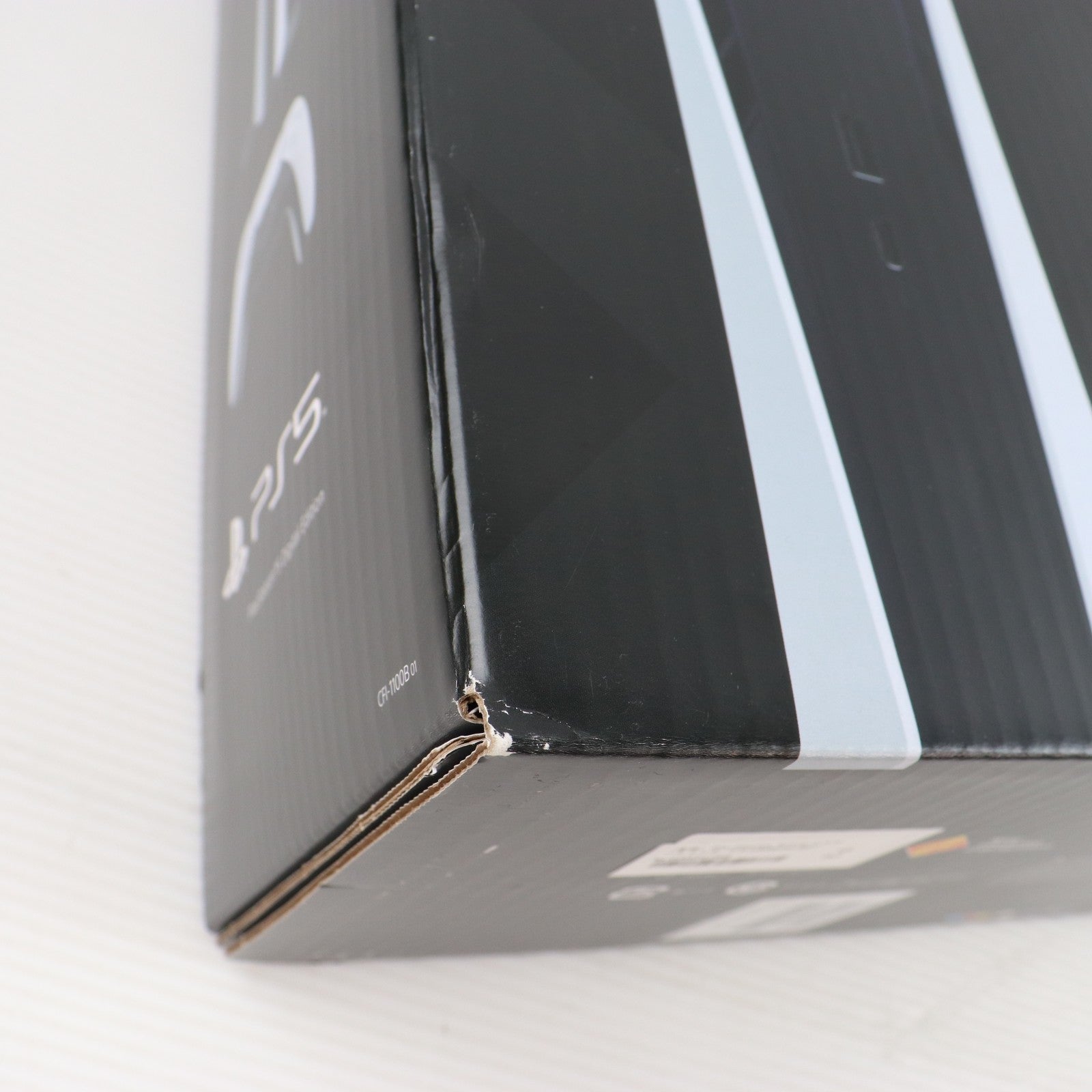 【中古即納】[PS5] (本体) PlayStation 5(プレイステーション5) デジタル・エディション SIE(CFI-1100B01)(20210720)