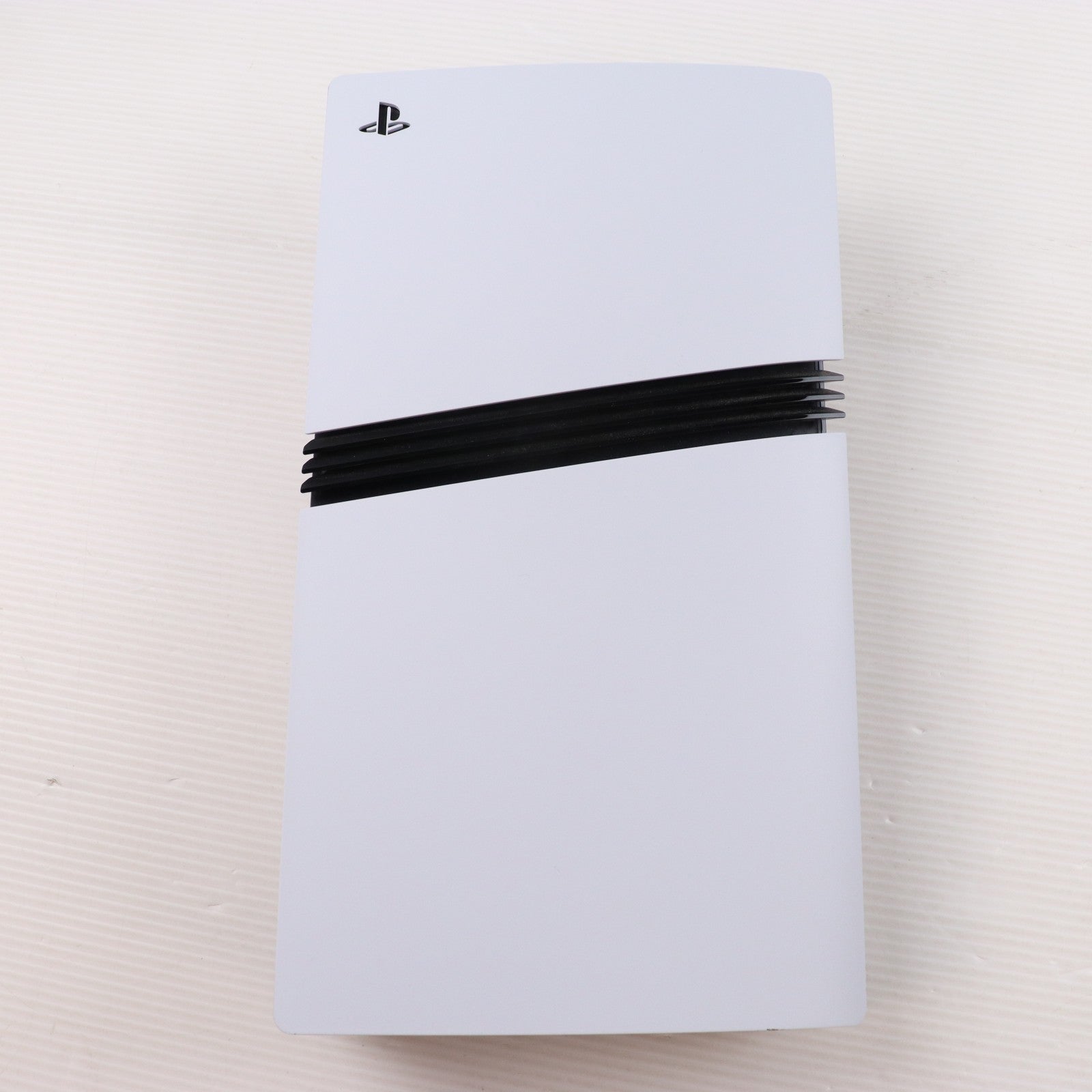 【中古即納】[PS5] (本体) PlayStation5 Pro(プレイステーション5 プロ) SIE(CFI-7000B01)(20241107)