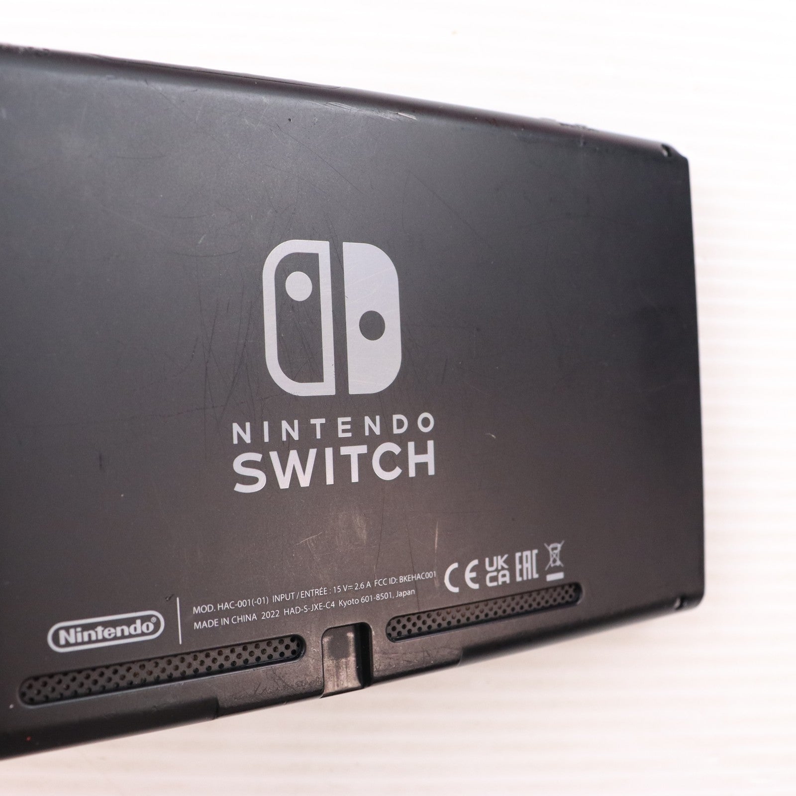【中古即納】[Switch] (本体) Nintendo Switch(ニンテンドースイッチ) Joy-Con(L) ネオンブルー/(R) ネオンレッド 任天堂(HAD-S-KABAA)(20190830)