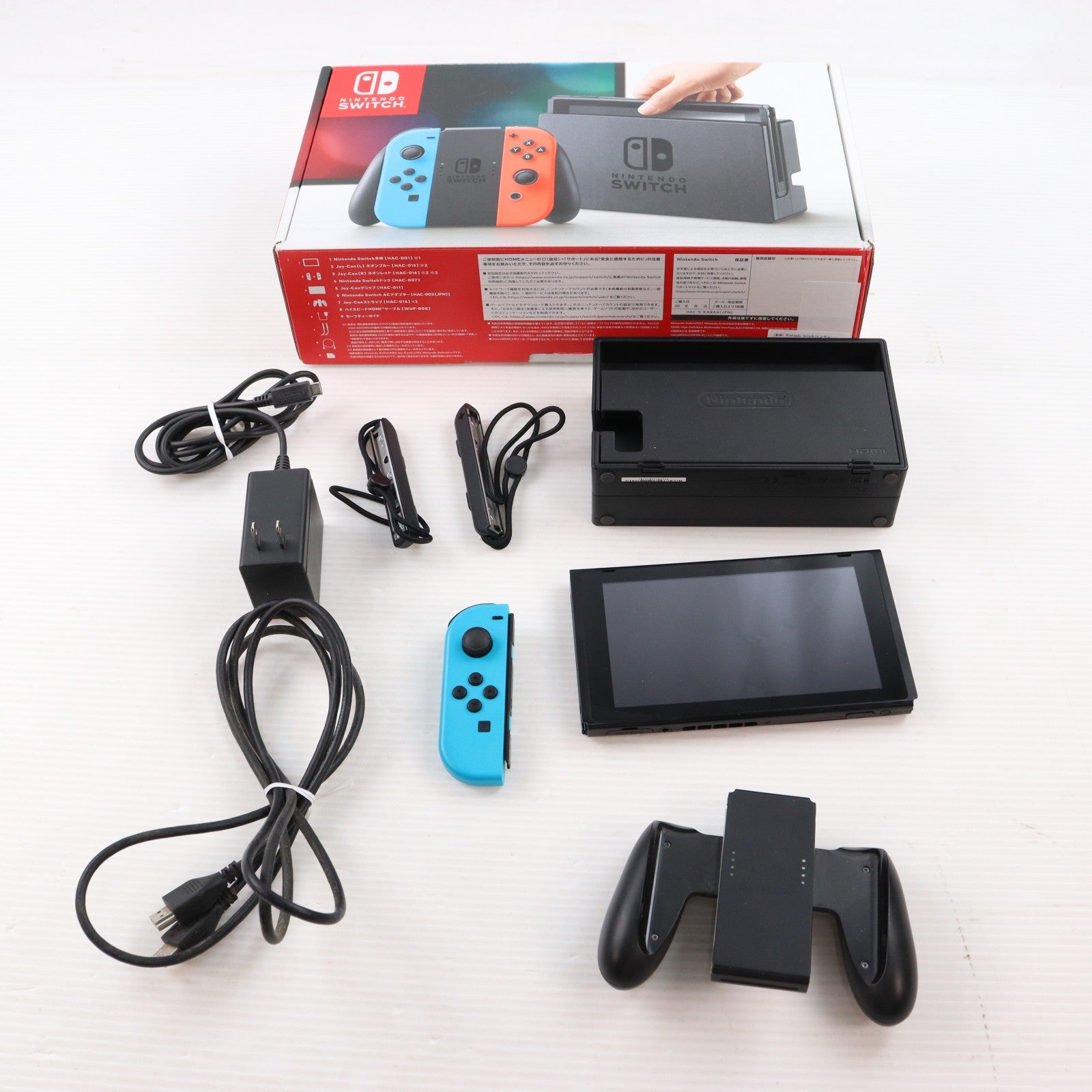 【中古即納】[Switch] (本体) Nintendo Switch(ニンテンドースイッチ) Joy-Con(L) ネオンブルー/R ネオンレッド 任天堂(HAC-S-KABAA)(20170303)