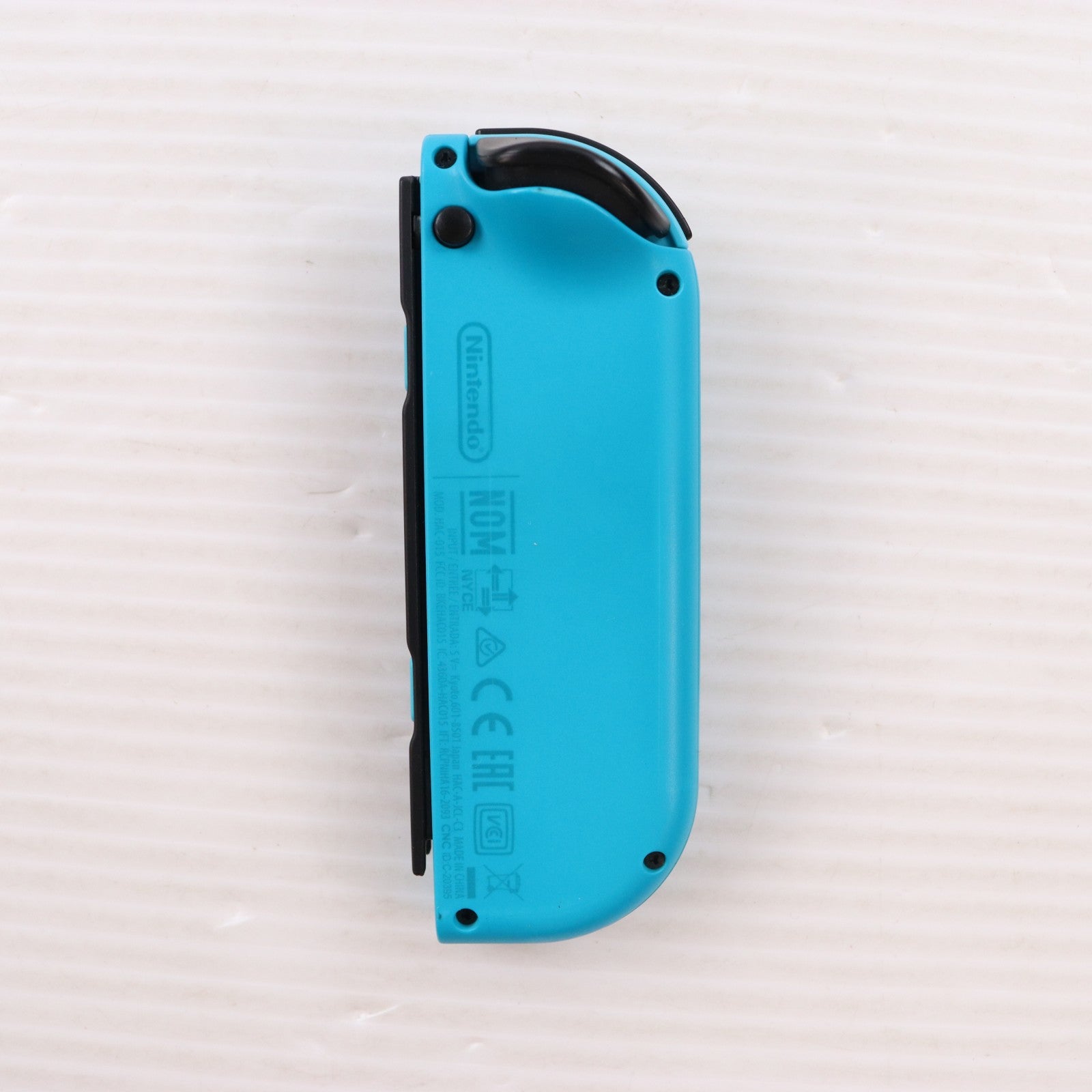 【中古即納】[Switch] (本体) Nintendo Switch(ニンテンドースイッチ) Joy-Con(L) ネオンブルー/R ネオンレッド 任天堂(HAC-S-KABAA)(20170303)