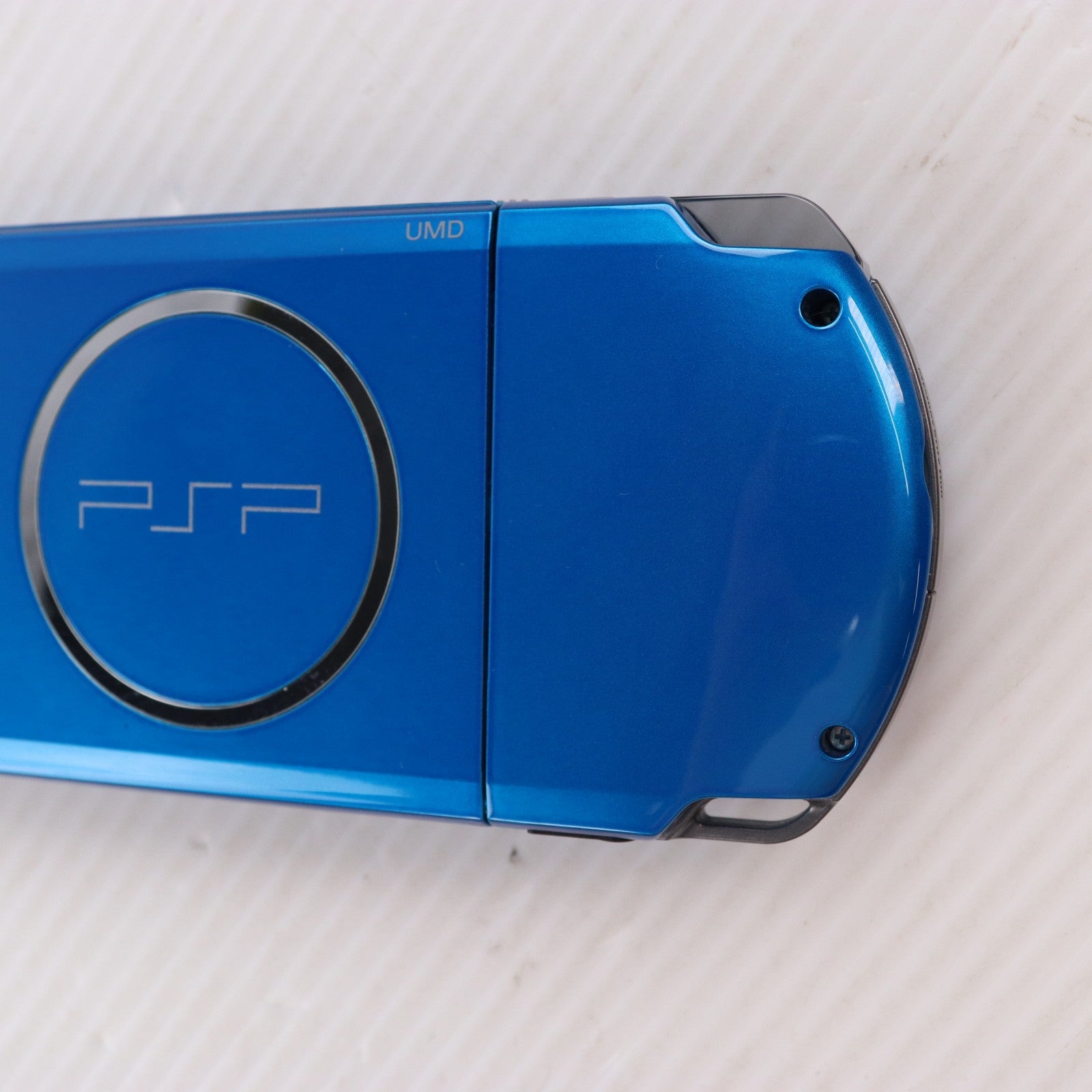 【中古即納】[PSP] (本体) PlayStation Portable(プレイステーション・ポータブル) バイブラント・ブルー SCE(PSP-3000VB)(20090305)
