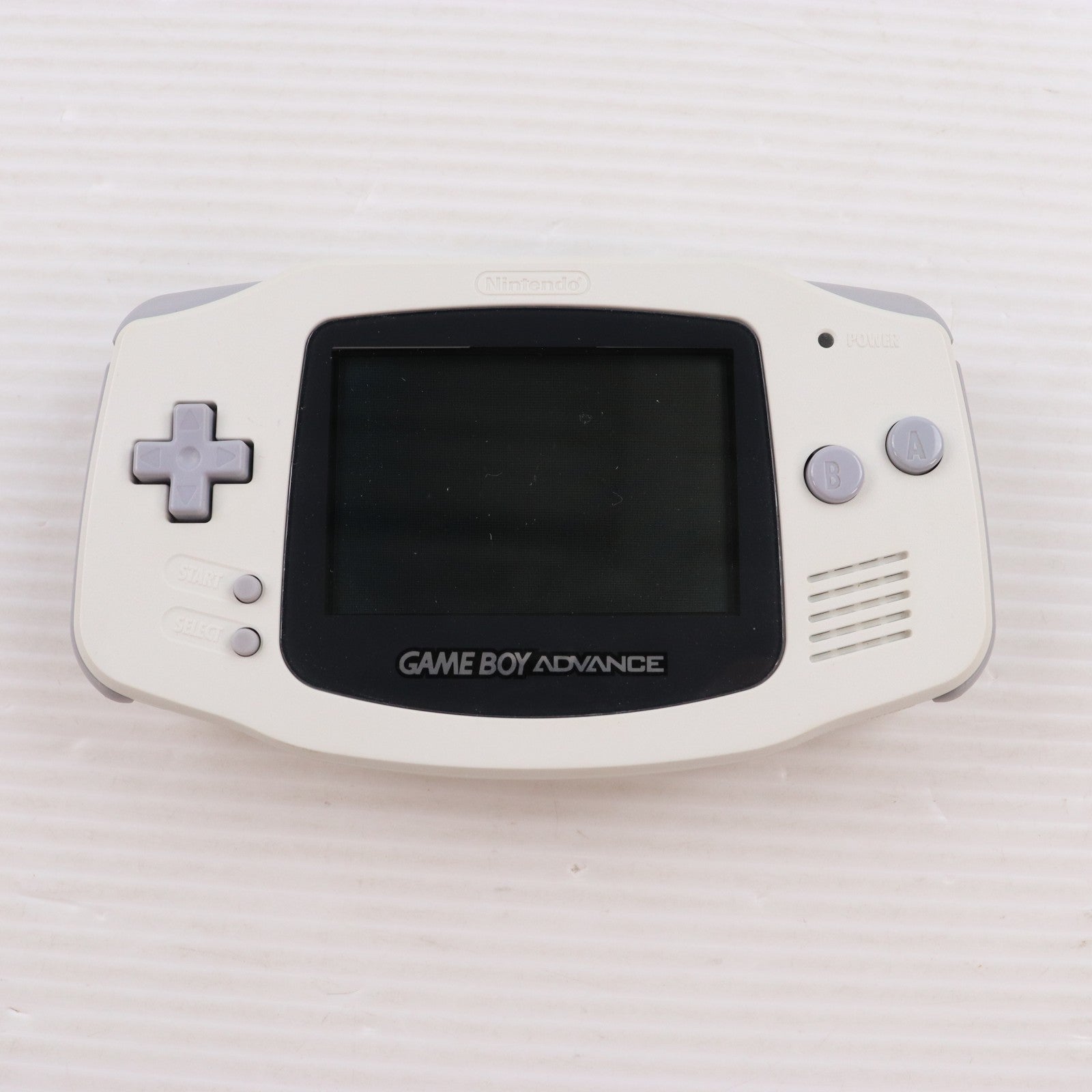 【中古即納】[GBA] (本体) GAMEBOY ADVANCE(ゲームボーイアドバンス) ホワイト 任天堂(AGB-S-WA)(20010321)