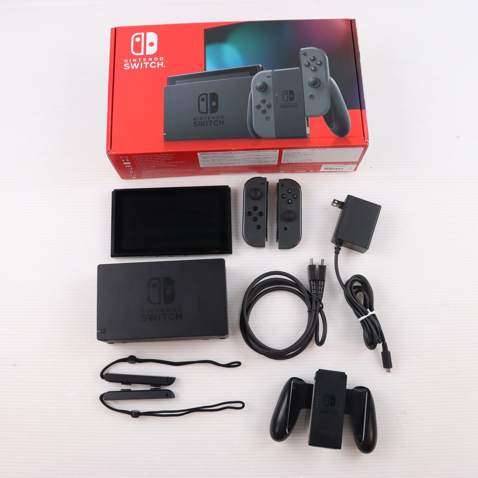 【中古即納】[Switch] (本体) Nintendo Switch(ニンテンドースイッチ) Joy-Con(L)/R グレー 任天堂(HAD-S-KAAAA)(20190830)