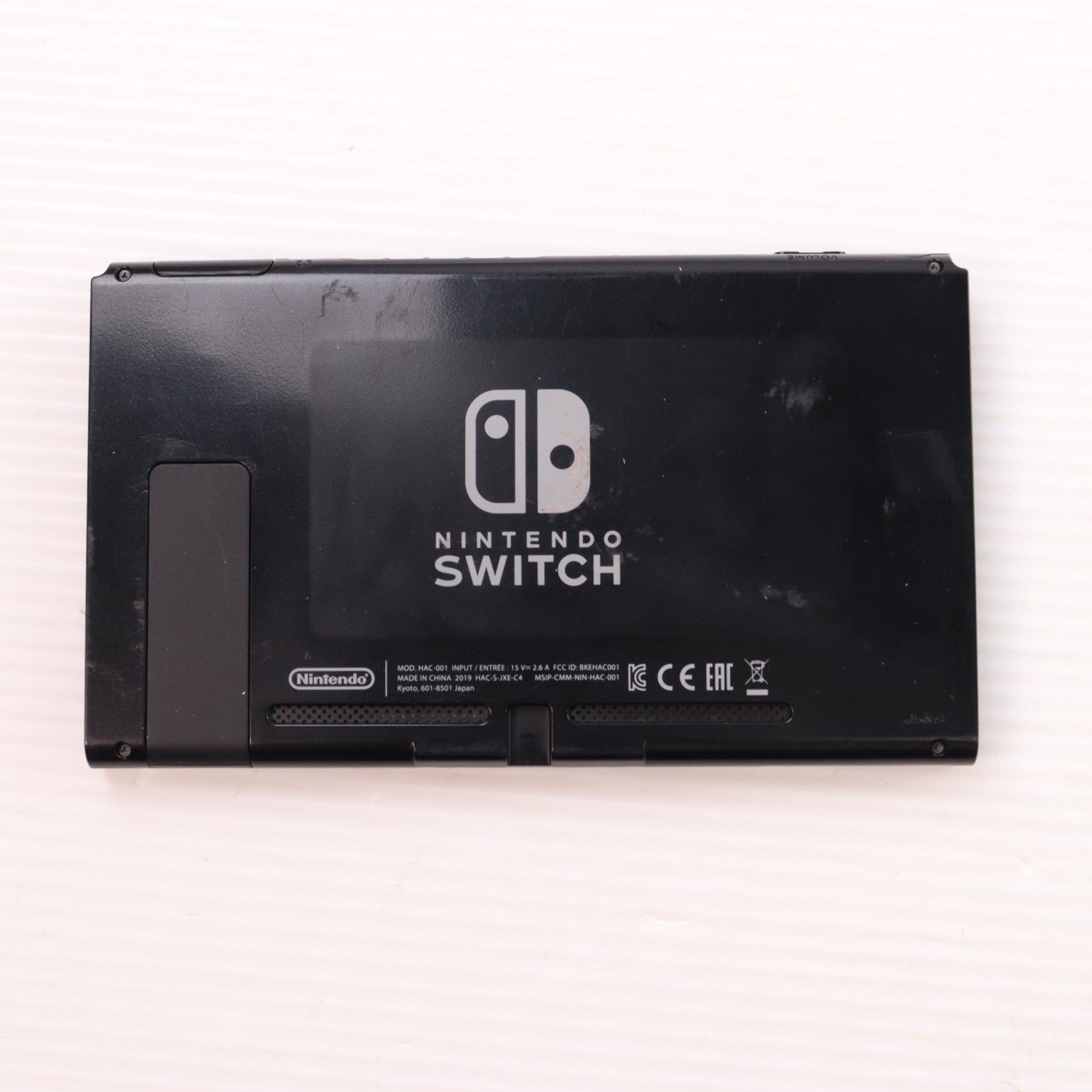 【中古即納】[Switch] (本体) Nintendo Switch(ニンテンドースイッチ) Joy-Con(L) ネオンブルー/R ネオンレッド 任天堂(HAC-S-KABAA)(20170303)