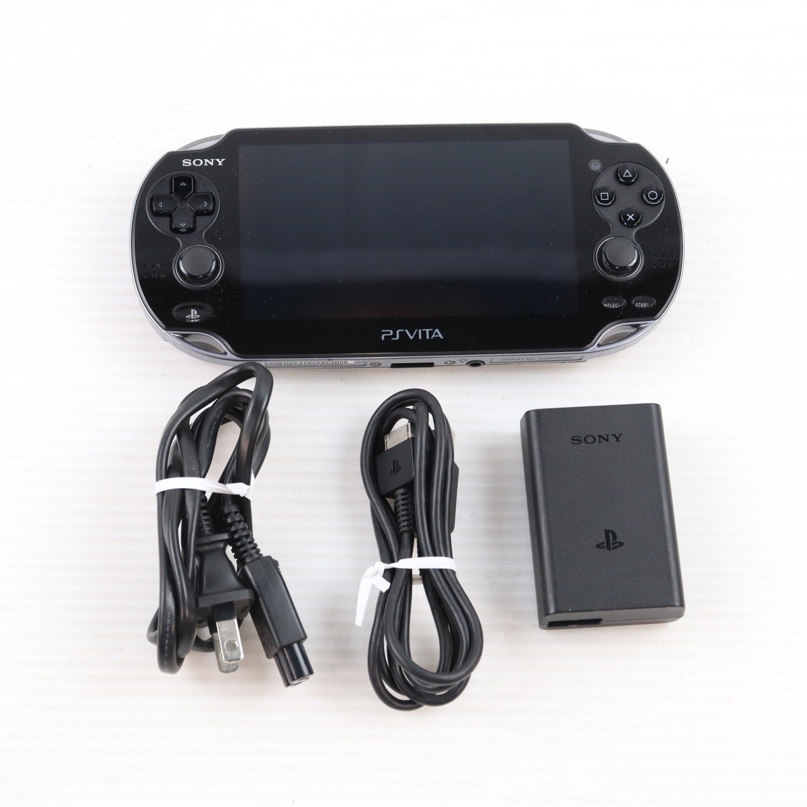 【中古即納】[PSVita] (本体) PlayStation Vita(プレイステーション ヴィータ) Wi-Fiモデル クリスタル・ブラック SCE(PCH-1000ZA01)(20111217)