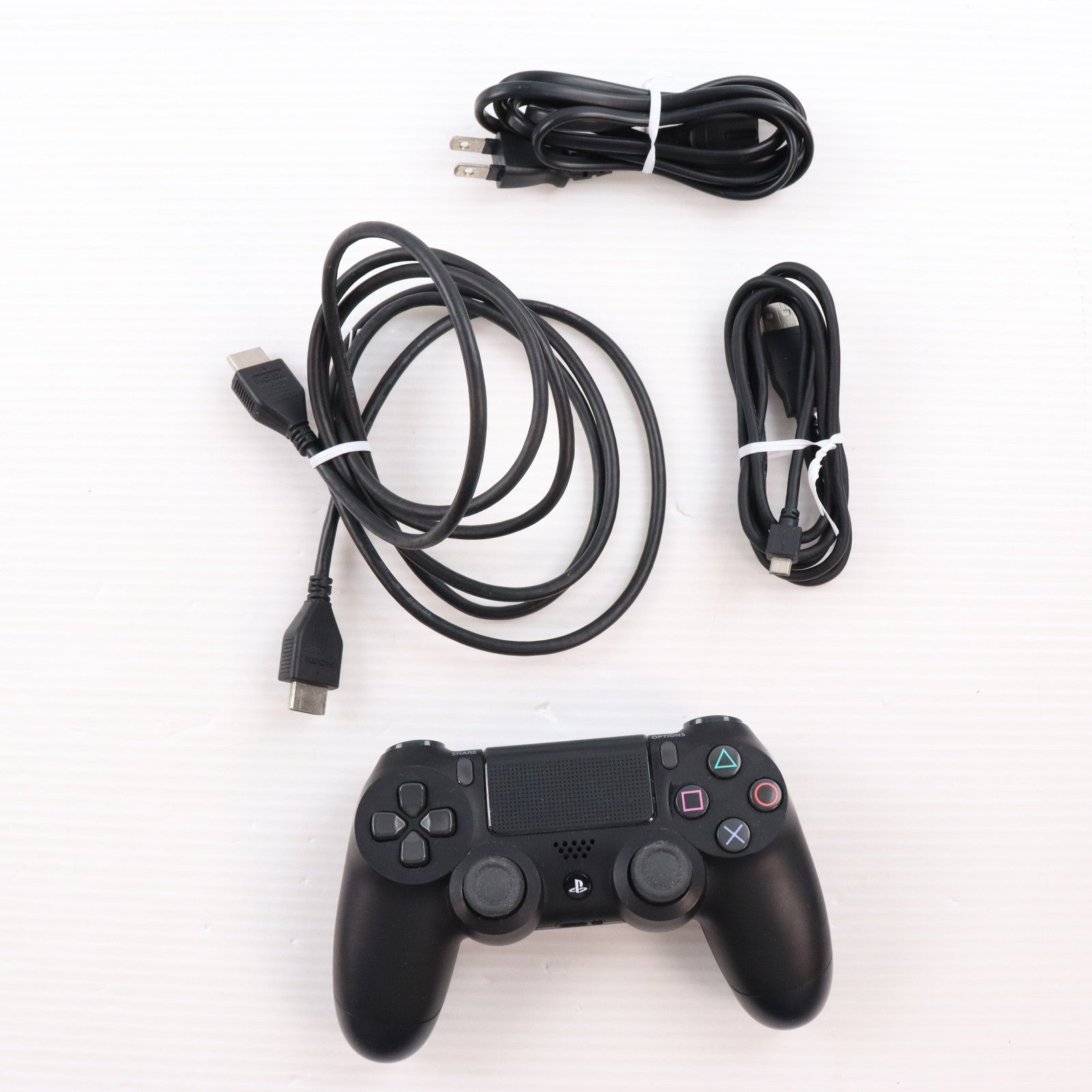【中古即納】[PS4] (本体) PlayStation 4(プレイステーション4) ジェット・ブラック HDD500GB SIE(CUH-2000AB01)(20160915)