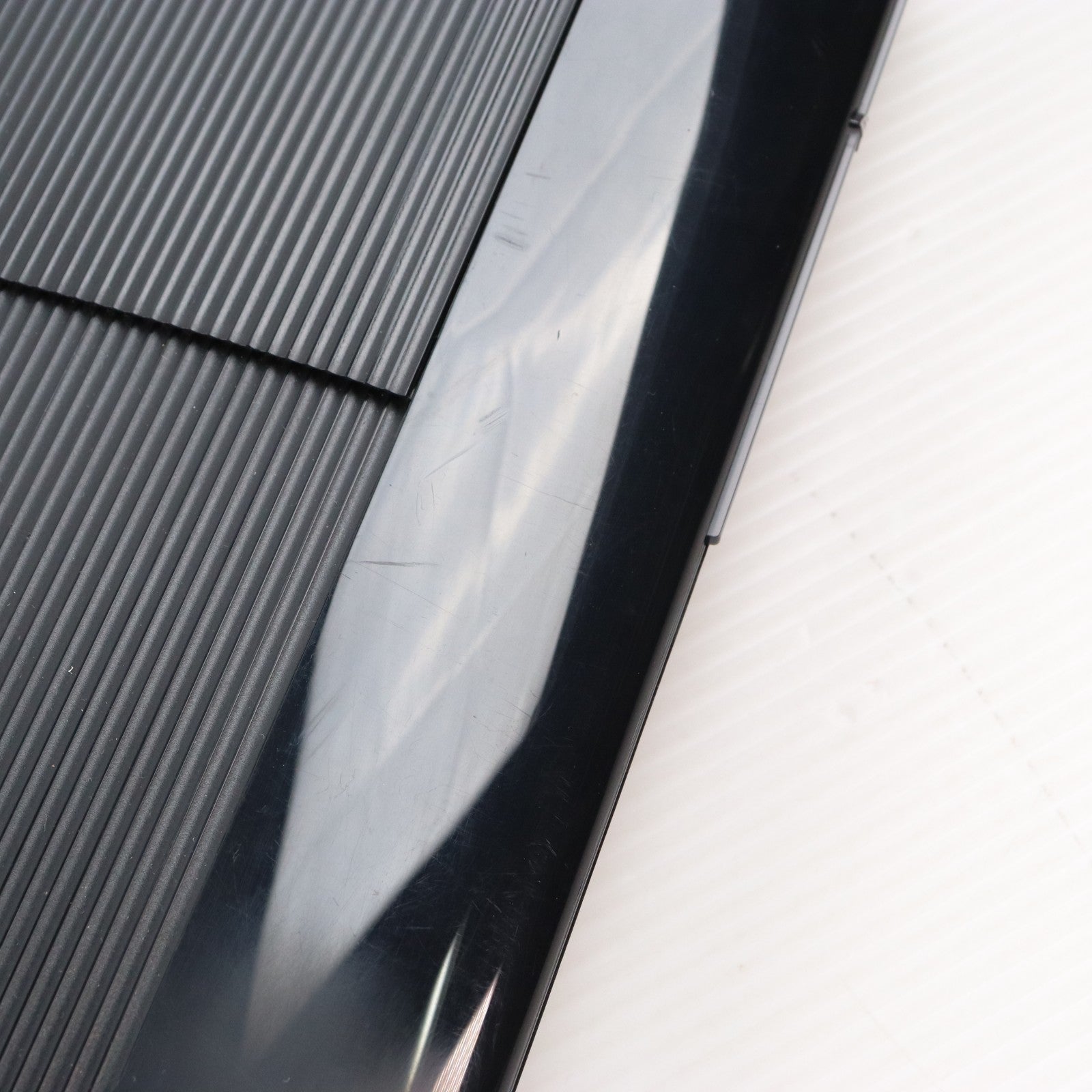 【中古即納】[PS3] (本体) PlayStation 3(プレイステーション3) チャコール・ブラック HDD250GB SCE(CECH-4200B)(20130831)