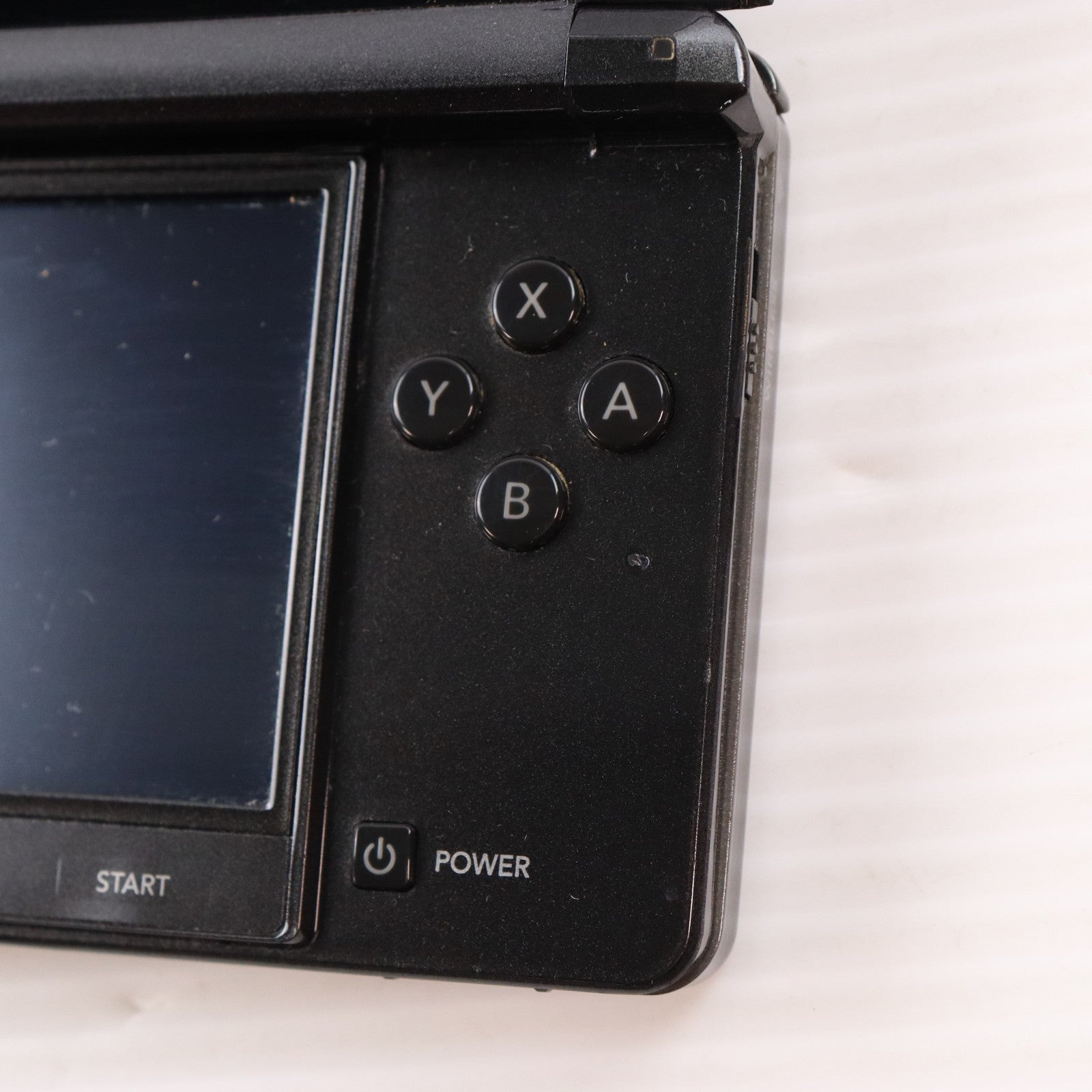 【中古即納】[3DS] (本体) ニンテンドー3DS コスモブラック 任天堂(CTR-S-KAAA)(20110226)