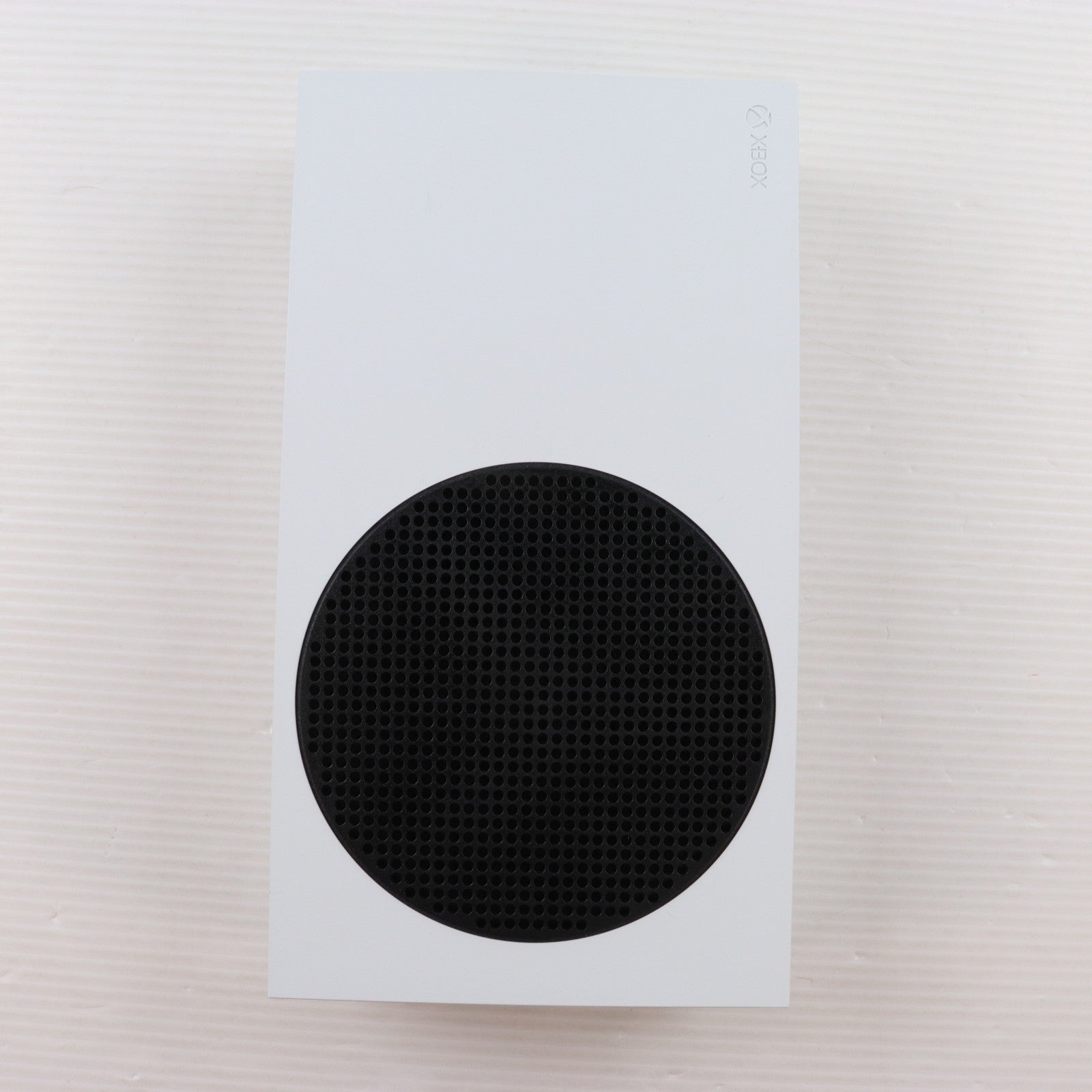 【中古即納】[XboxX/S] (本体) Xbox Series S 512GB 日本マイクロソフト(RRS-00015)(20201110)