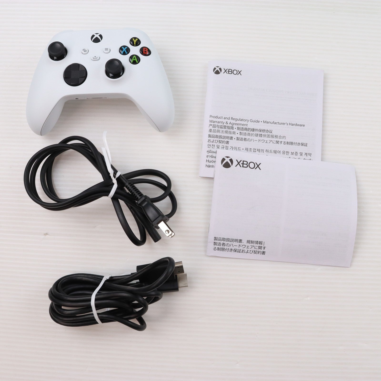 【中古即納】[XboxX/S] (本体) Xbox Series S 512GB 日本マイクロソフト(RRS-00015)(20201110)