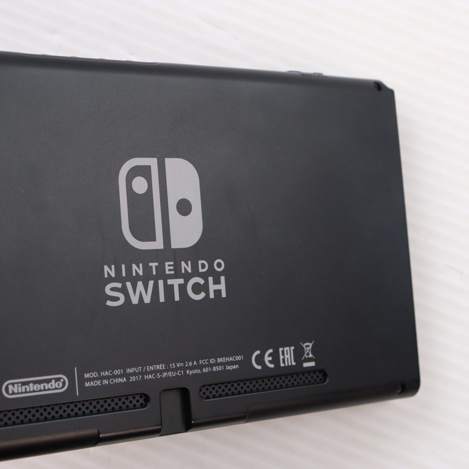 【中古即納】[Switch] (本体) Nintendo Switch(ニンテンドースイッチ) Joy-Con(L)/R グレー 任天堂(HAC-S-KAAAA)(20170303)