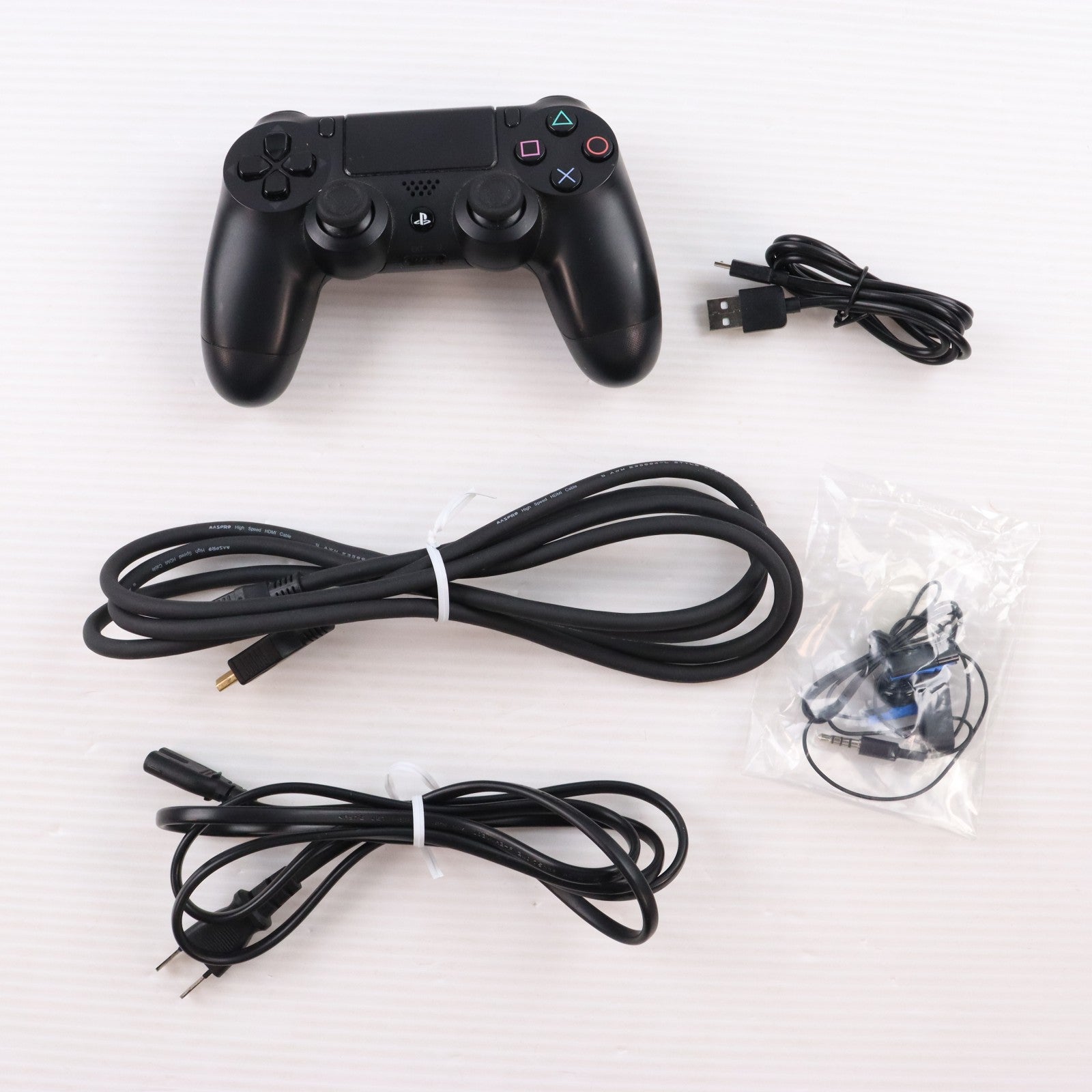 【中古即納】[PS4] (本体) PlayStation 4(プレイステーション4) ジェット・ブラック HDD500GB SCE(CUH-1200AB01)(20150625)