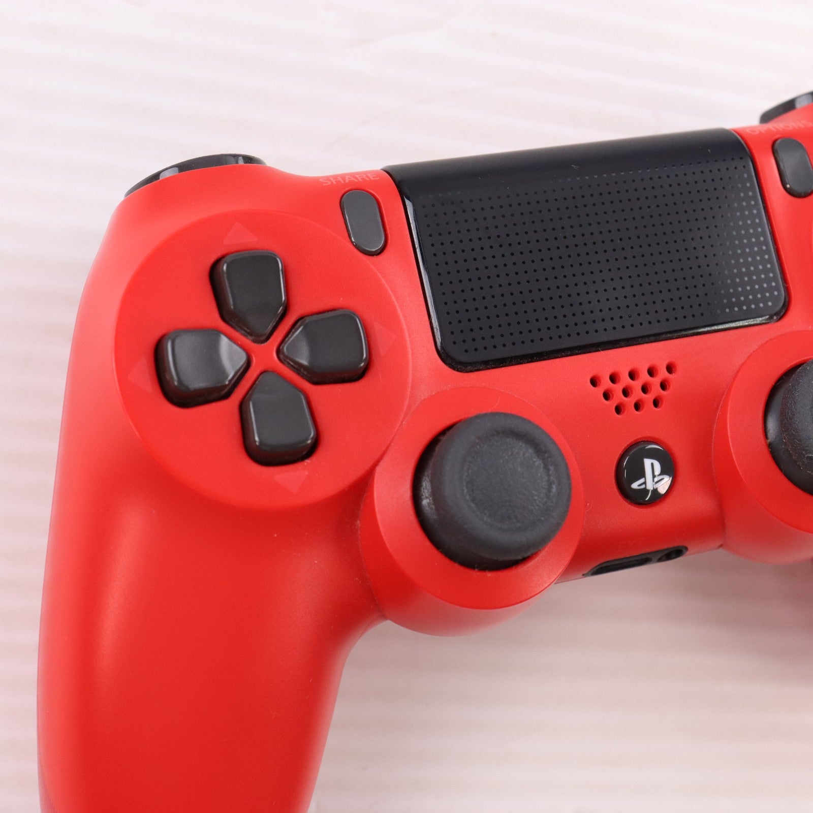 【中古即納】[PS4] (本体) PlayStation 4 Pro(プレイステーション4 プロ) グレイシャー・ホワイト 1TB SIE(CUH-7200BB02)(20181012)