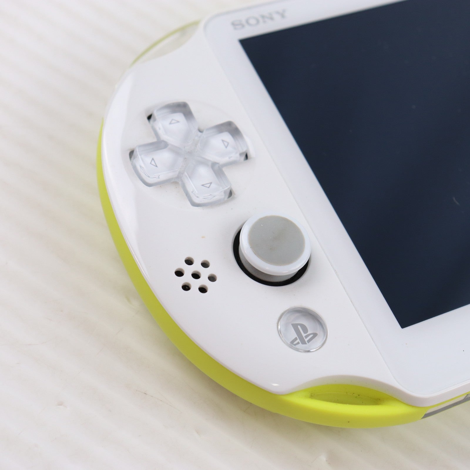 【中古即納】[PSVita] (本体) PlayStation Vita(プレイステーション ヴィータ) ペルソナ4 ダンシング・オールナイト プレミアム・クレイジーボックス SCE(PCHJ-10027)(20150625)