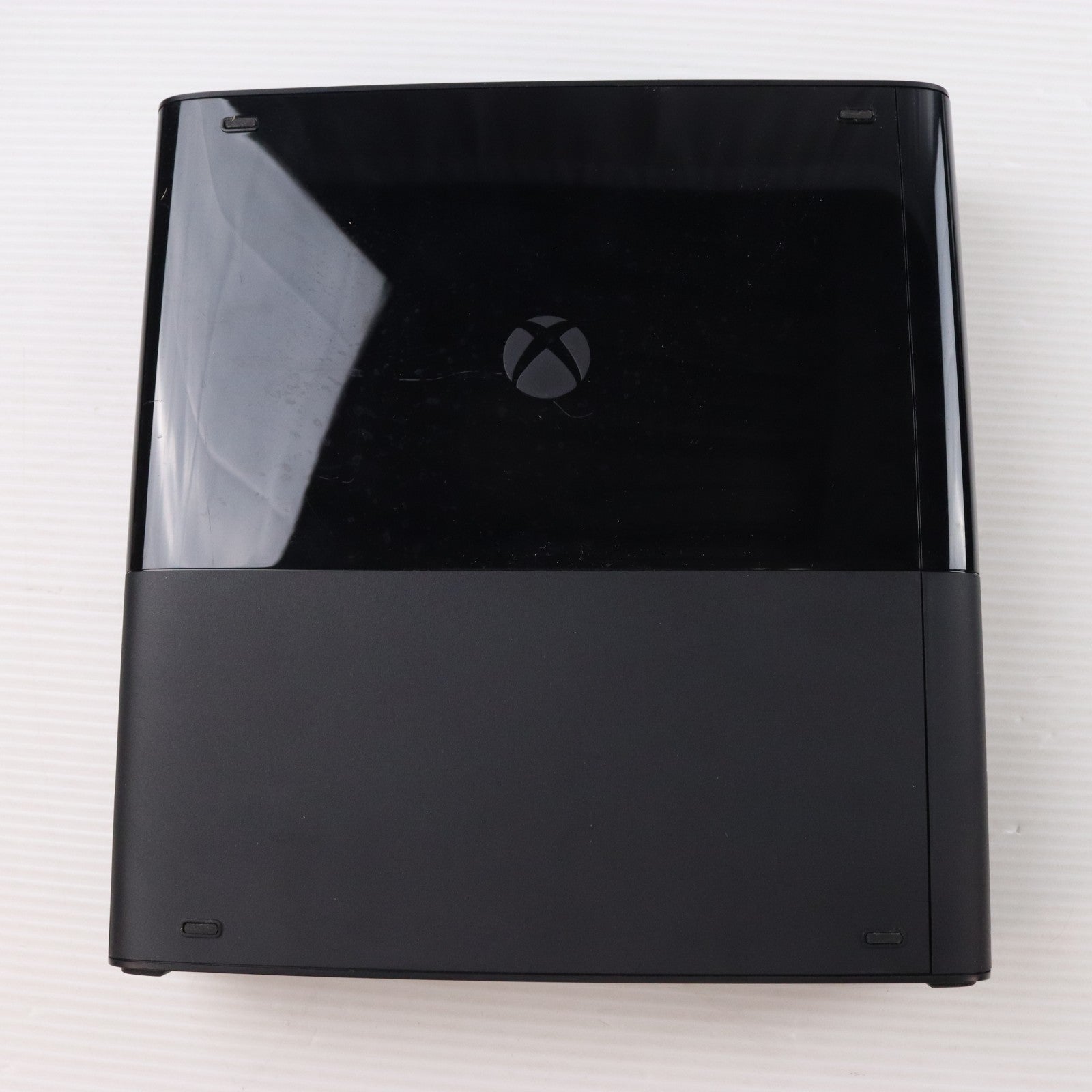 【中古即納】[Xbox360] (本体) Xbox 360 4GB Xbox360 S 4GB(リキッドブラック) マイクロソフト(1L9V-00016)(20130919)