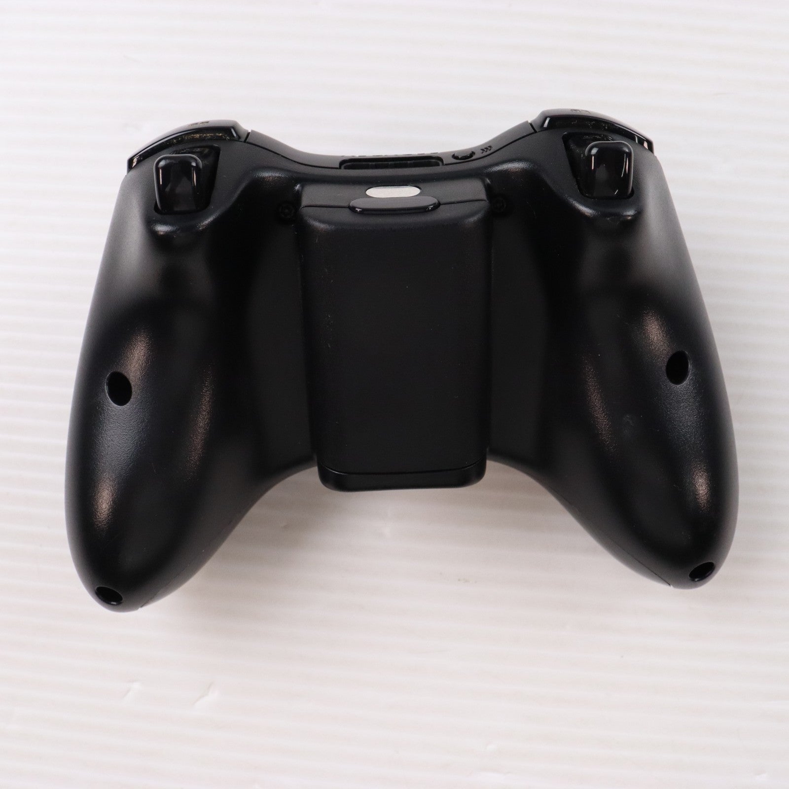 【中古即納】[Xbox360] (本体) Xbox 360 4GB Xbox360 S 4GB(リキッドブラック) マイクロソフト(1L9V-00016)(20130919)